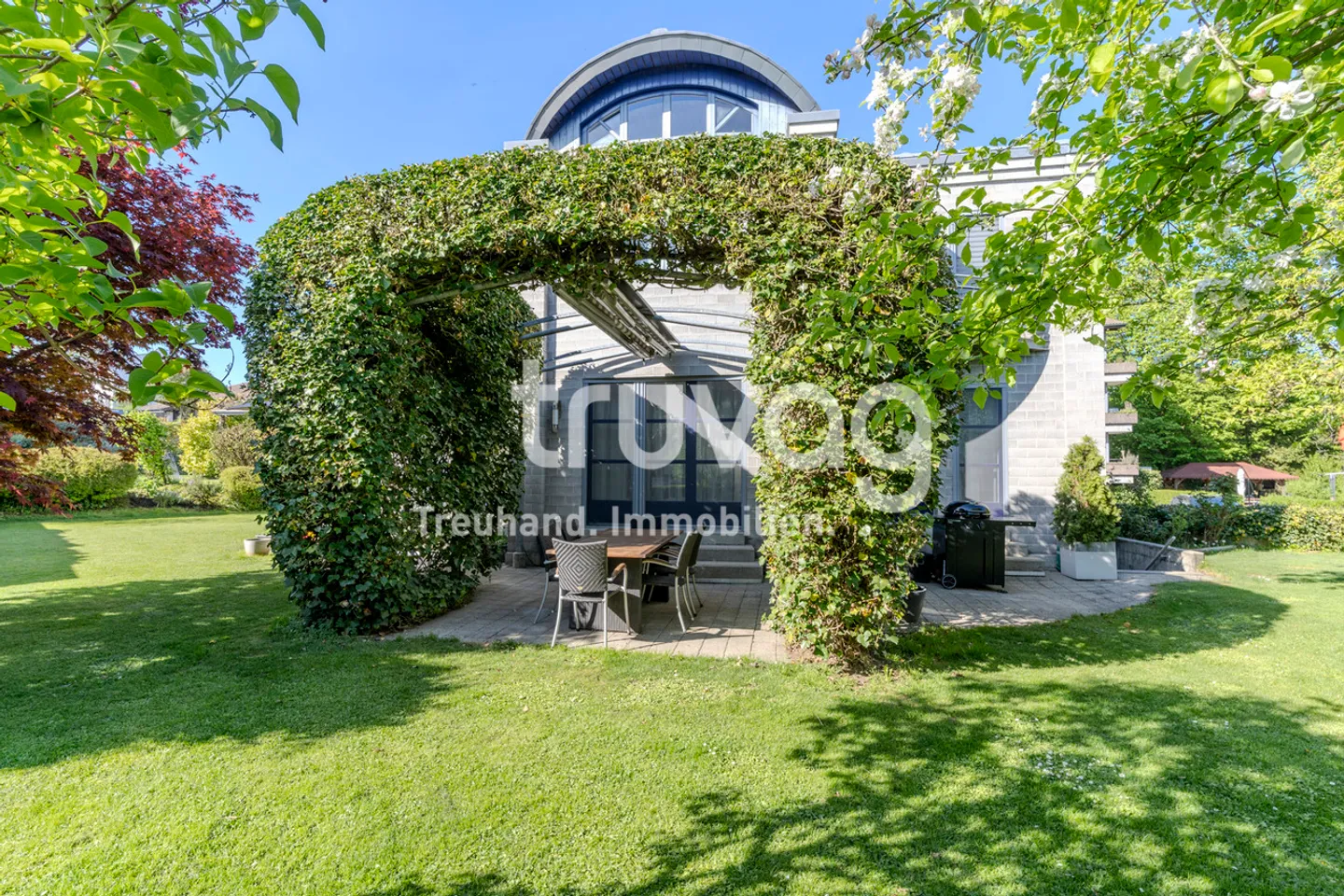 Detached family house with garden oasis - Photo 11 of 12