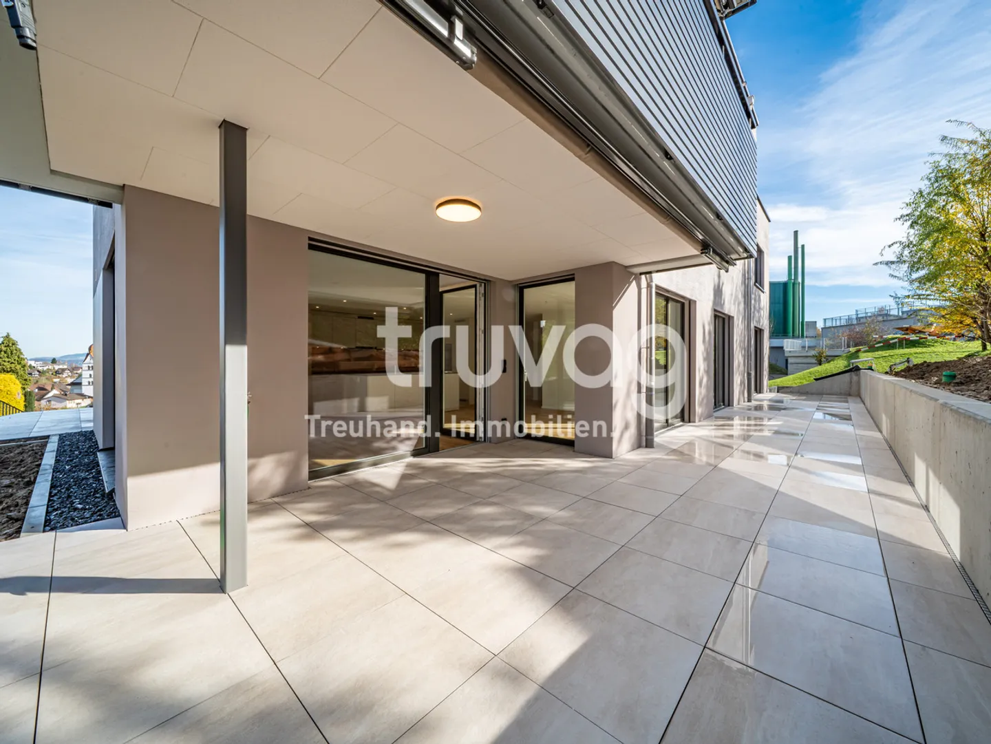 Modern living, stylish life - Photo 8 of 8