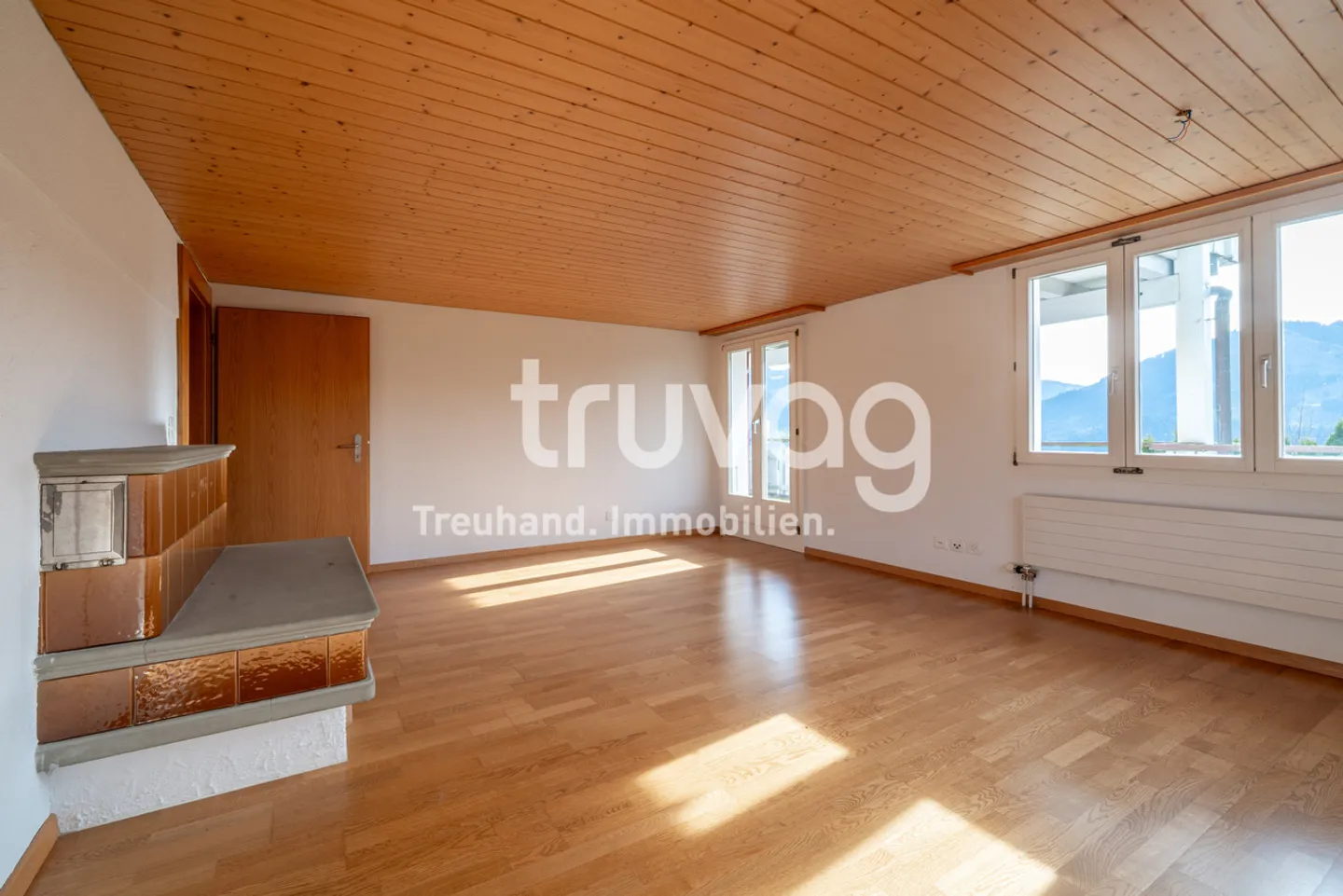 Mehrfamilienhaus mit Traumaussicht - Foto 4 von 7