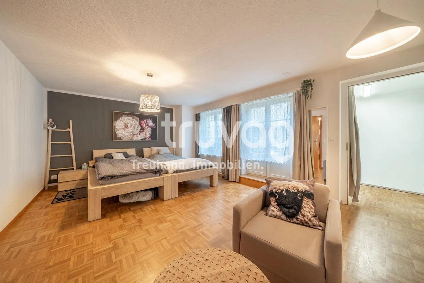 Historical multi-family house in the center of Willisau's old town - Photo 2 of 10