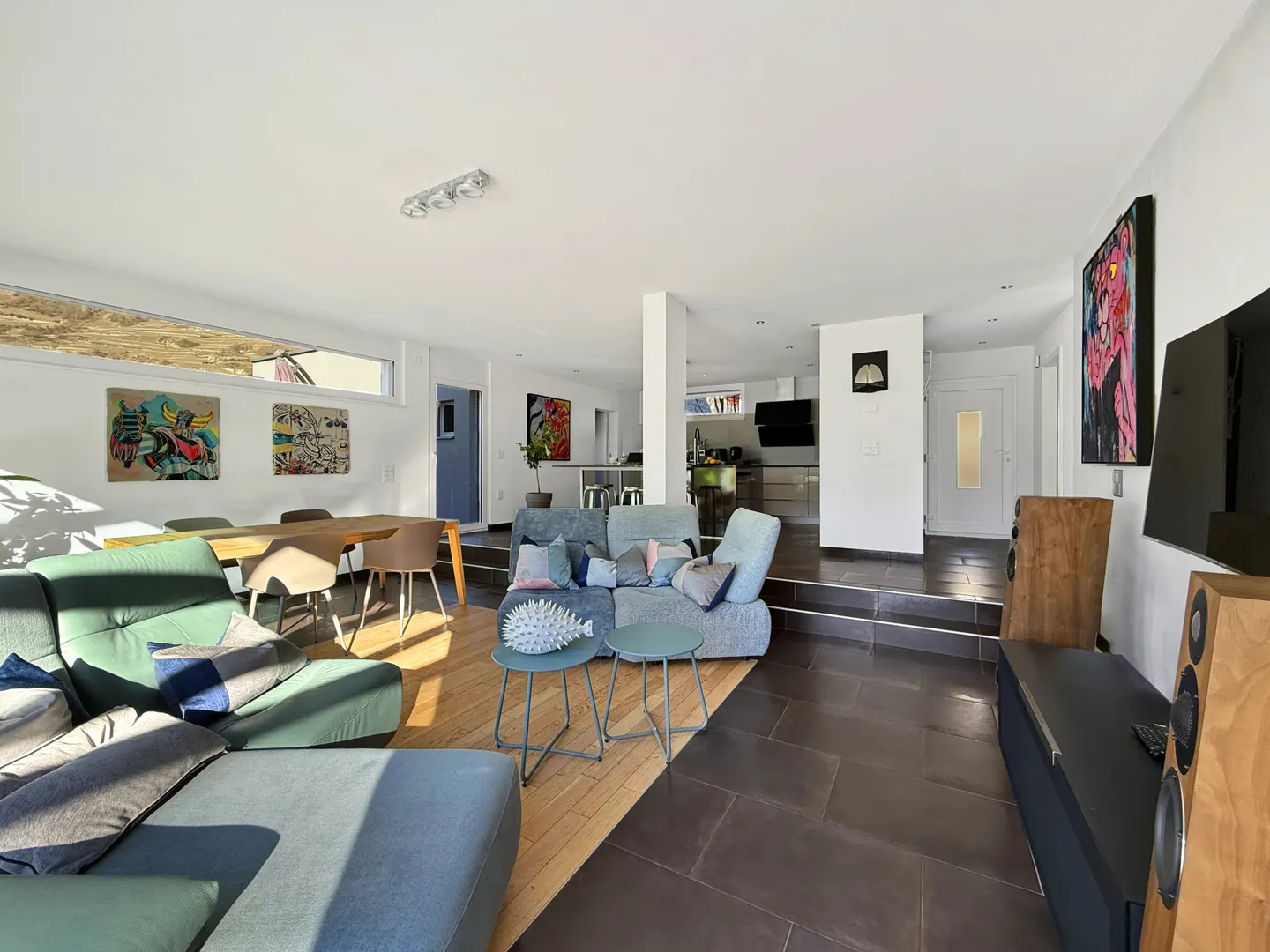 Fully | Contemporary villa with 6.5 rooms and swimming pool - Photo 7 of 13