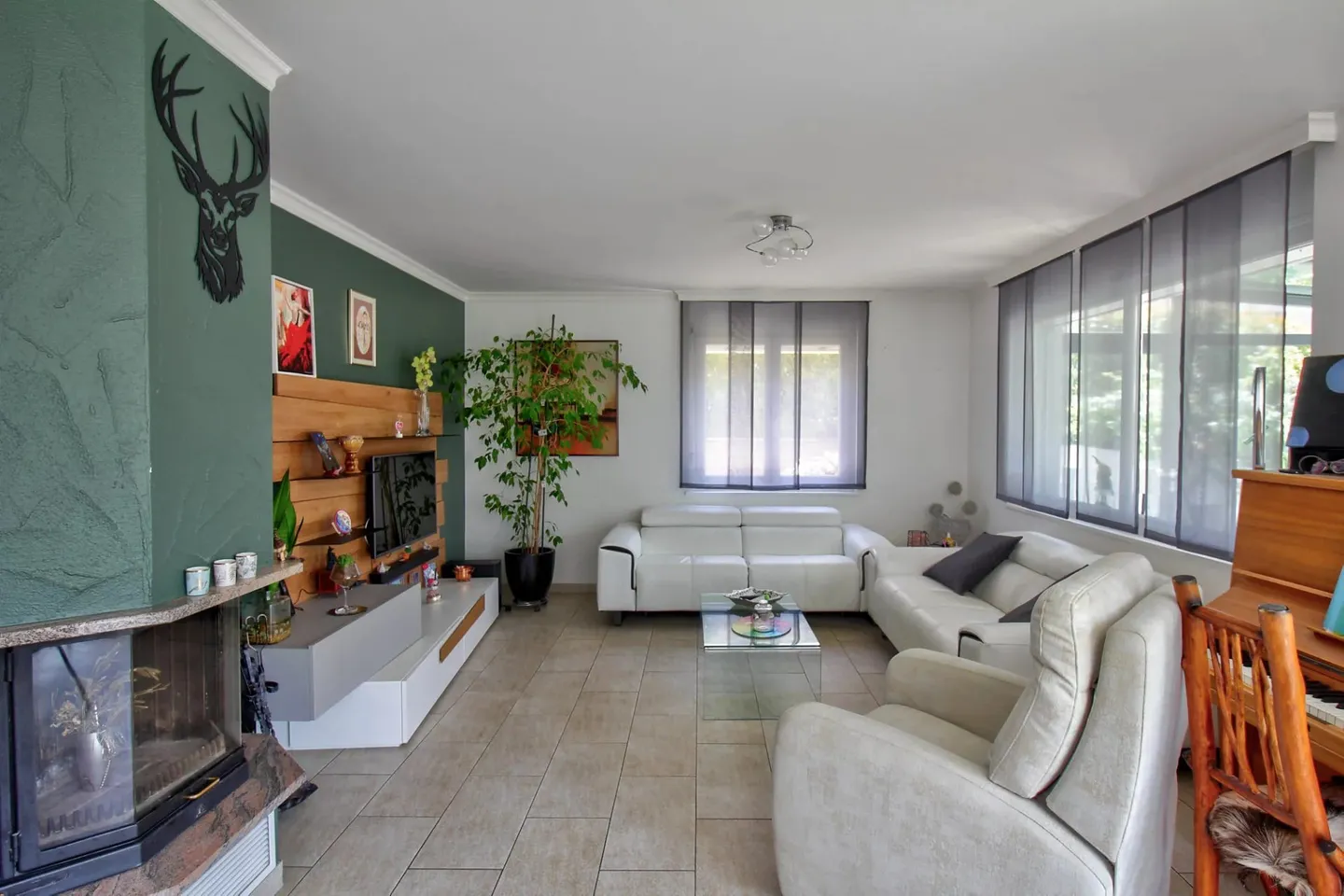 Sierre I Exceptional 6.5 Room Villa - Photo 2 of 13
