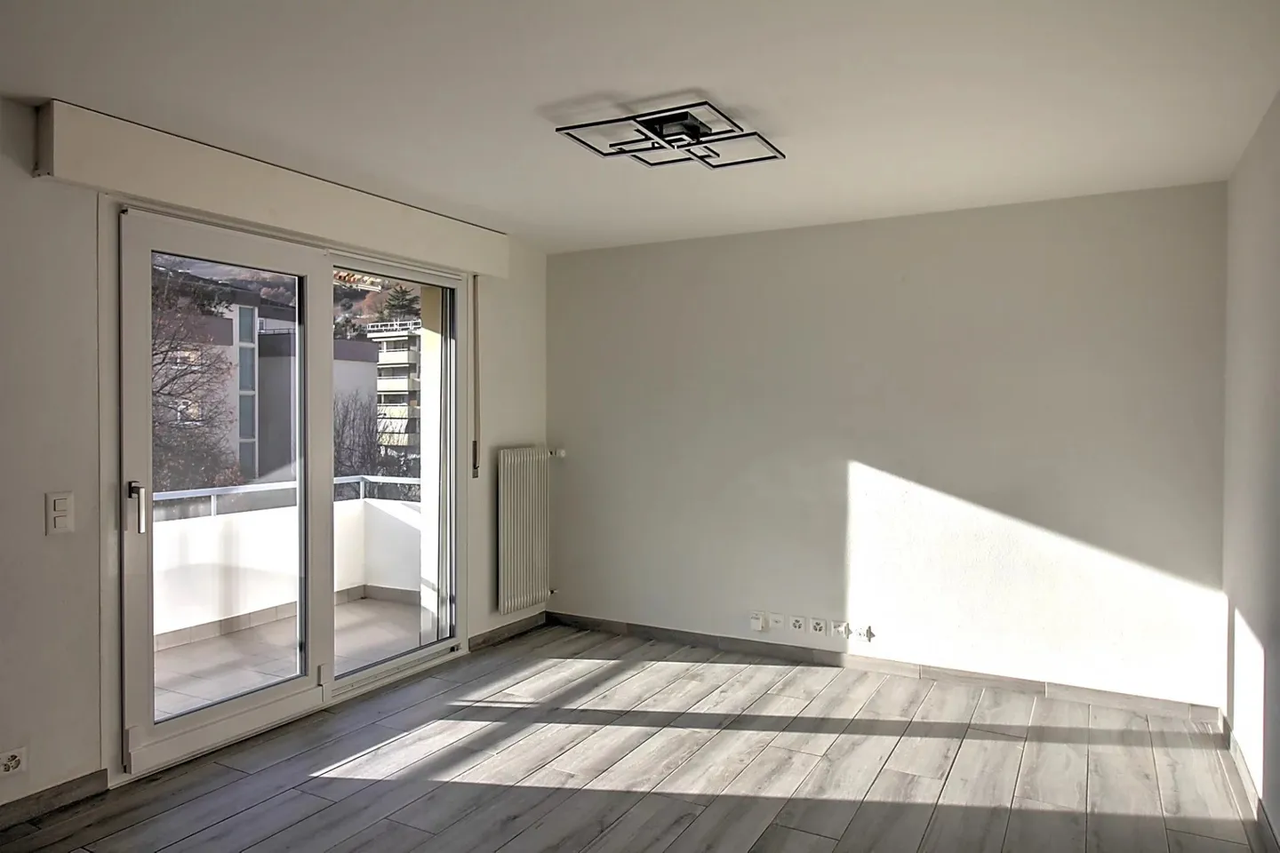 Situazione ottimale per questo appartamento 4.5 stanze - Foto 5 di 12