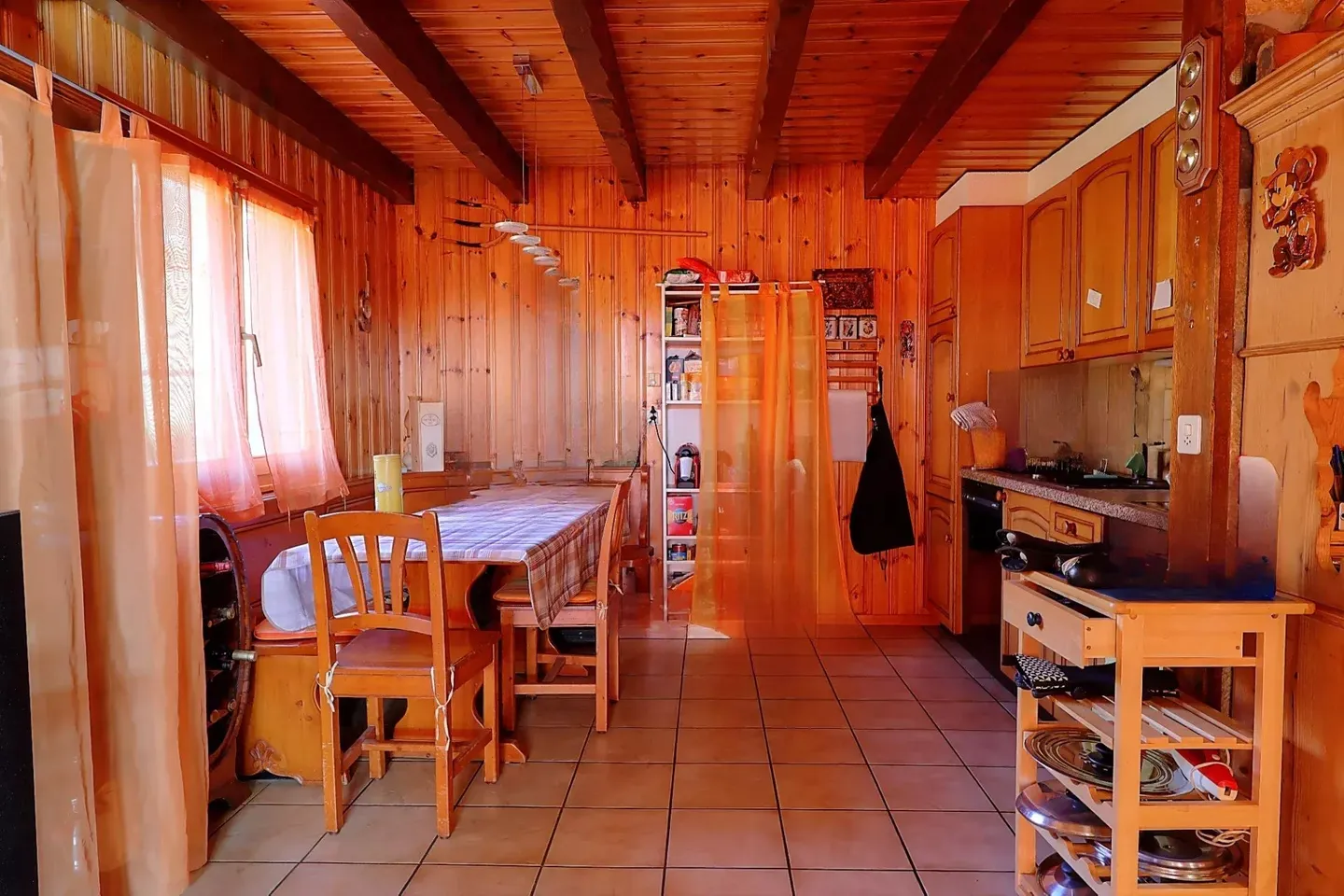 Chalet 4,5 pièces, entre pistes et bains thermaux - Photo 4 sur 8