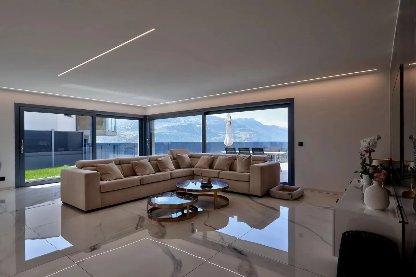 Chandolin-près-Savièse | Eccezionale villa contemporanea con ampia terrazza panoramica - Foto 7 di 13