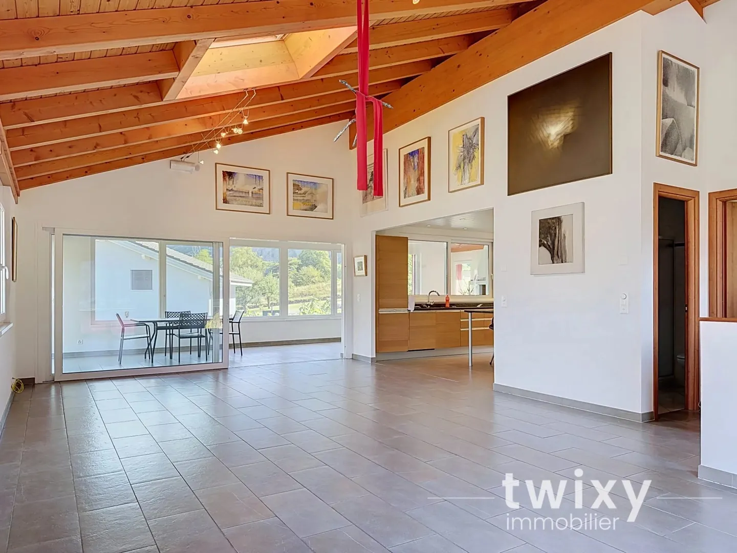 Saint-Maurice | Spacious family villa with garden and panoramic view - Photo 11 of 13
