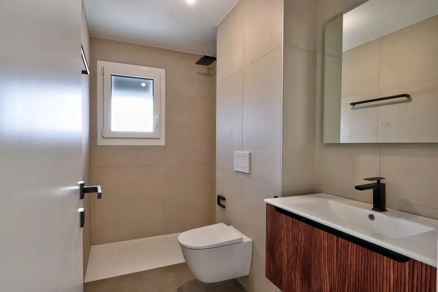 Grimisuat | Villa neuve de standing — Vue imprenable et finitions soignées - Foto 7 von 9