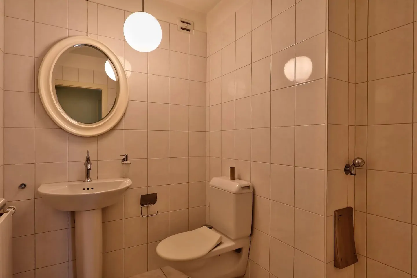 Sierre | Attraktive Volumen für diese 4,5-Zimmer-Wohnung zu renovieren - Foto 9 von 11