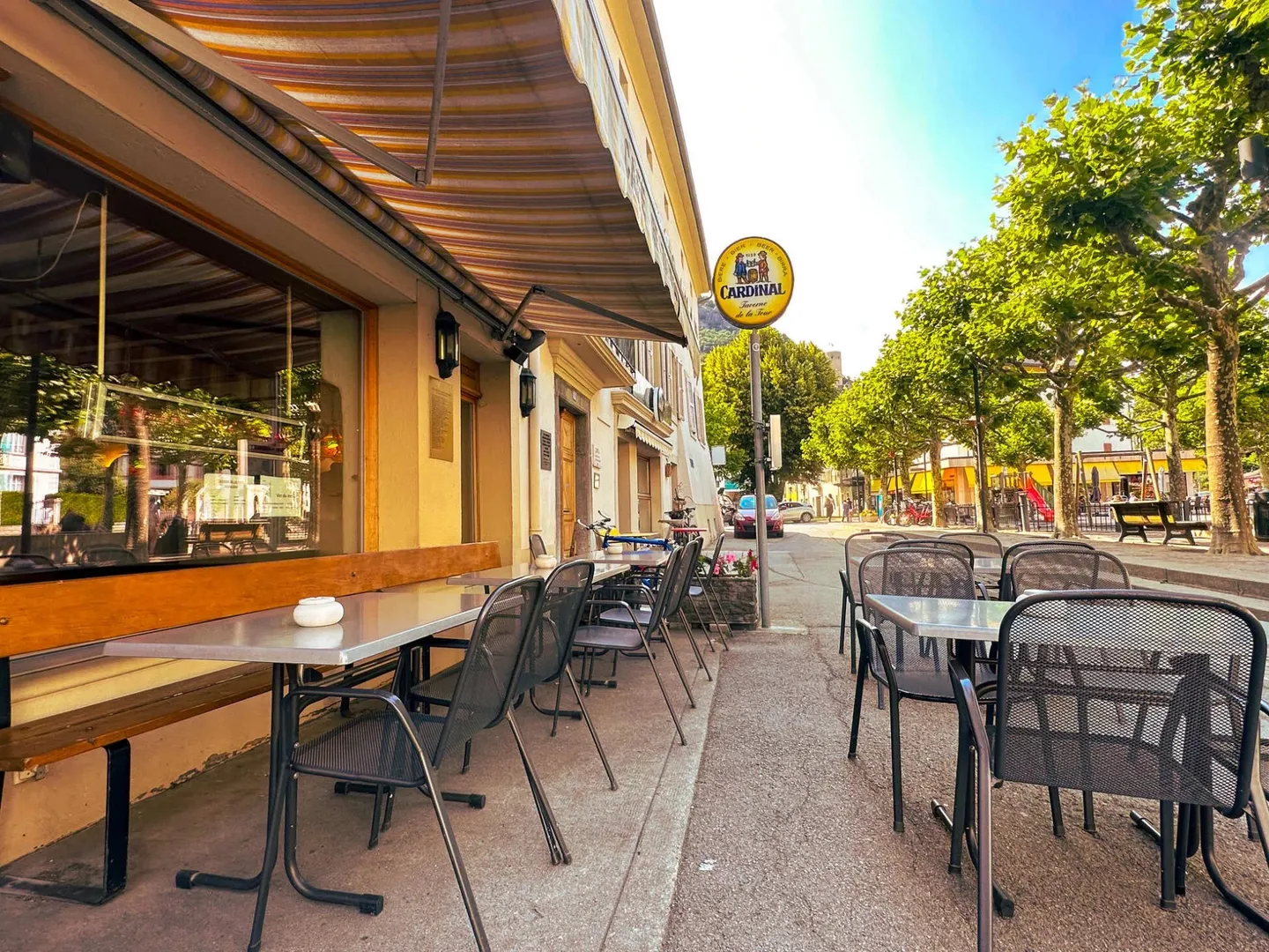 Ideal situation for this renowned establishment - Photo 3 of 10