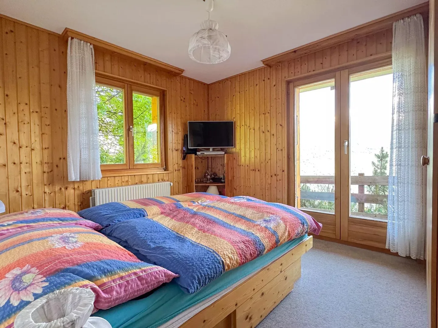 Vista mozzafiato per questo appartamento di 3,5 stanze vicino alla seggiovia delle Masses - Foto 6 di 10