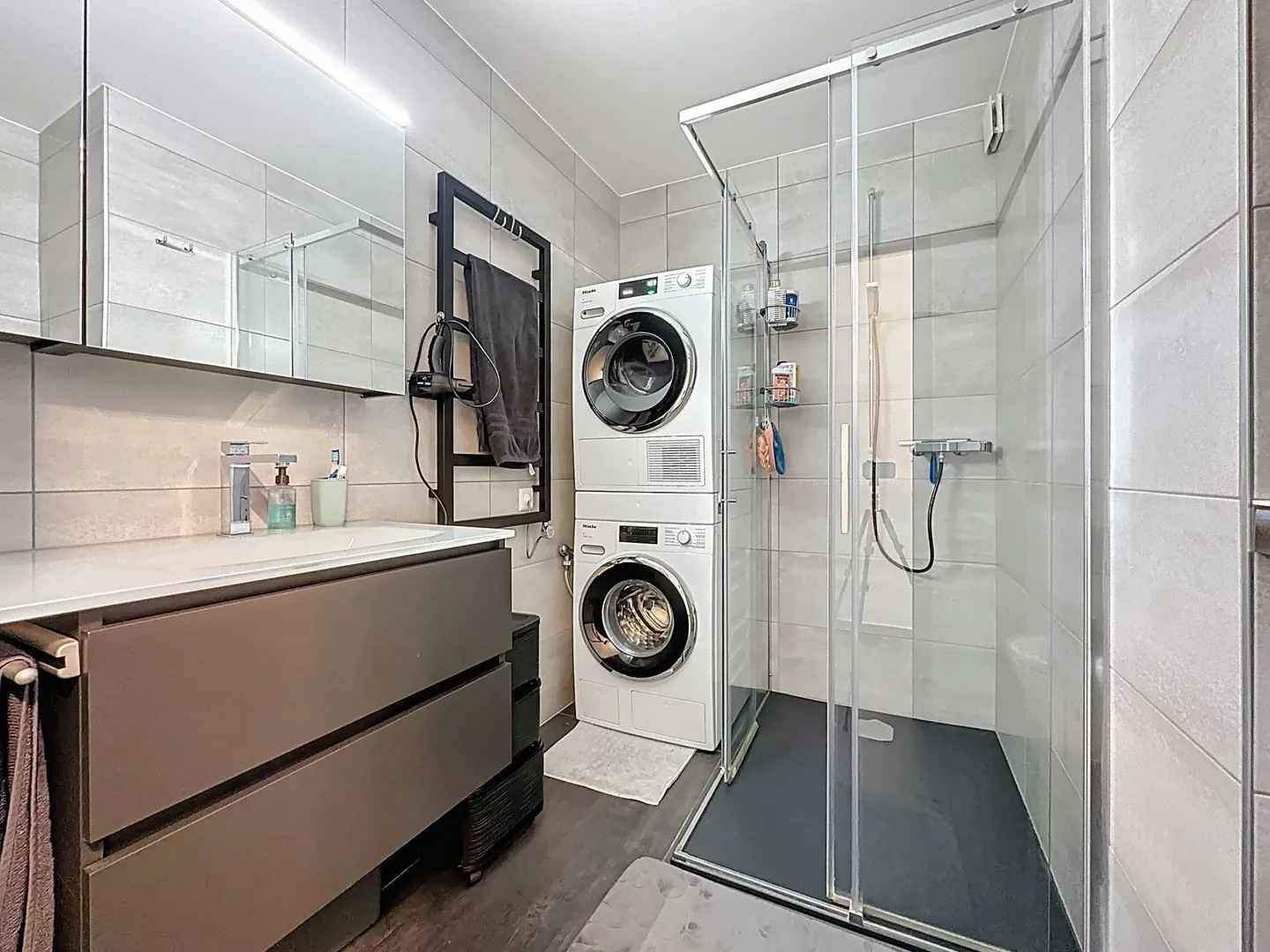 Sion | Charmant 4.5 pièces rénové avec goût - Photo 5 sur 7