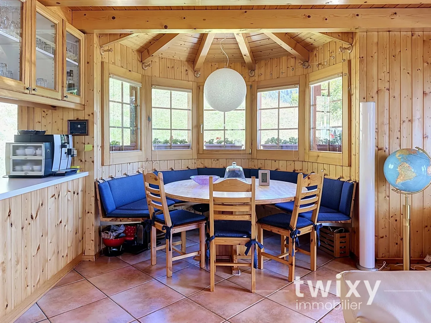 Charmant chalet de 4.5 pièces avec spa - Foto 7 von 13