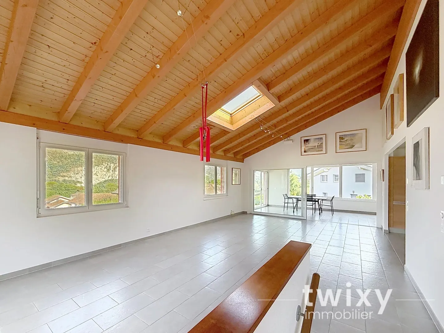 Saint-Maurice | Spacious family villa with garden and panoramic view - Photo 12 of 13