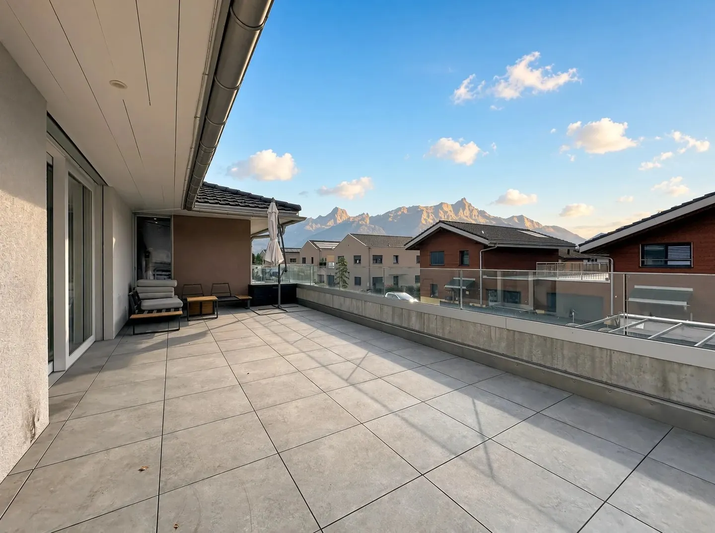 Collombey – Appartamento moderno 2.5 locali con grande terrazza - Foto 10 di 11