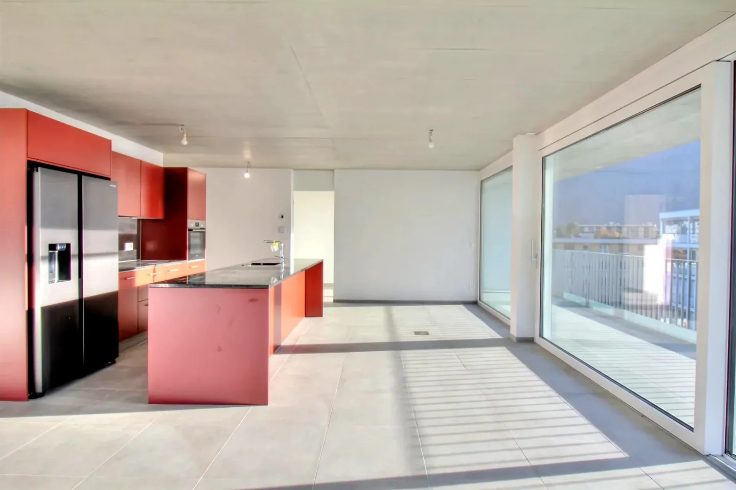 Magnificent penthouse in the heart of Conthey - Photo 1 of 8