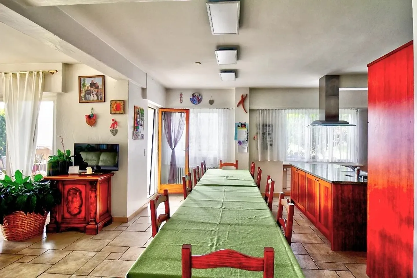 Charmant chalet familial de 7.5 pièces - Foto 4 von 13