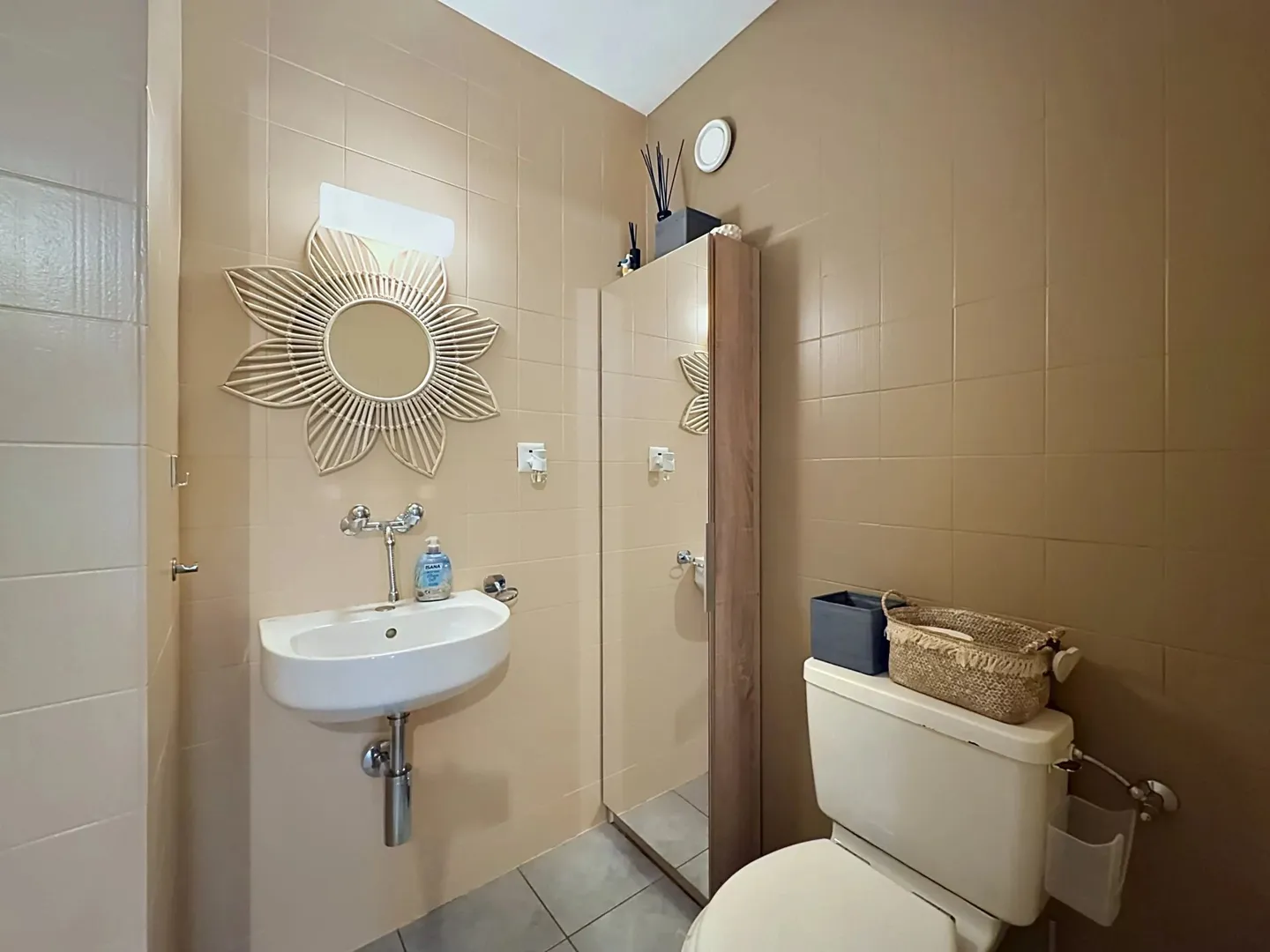In the heart of Martigny generous 5.5 room apartment - Photo 10 of 12