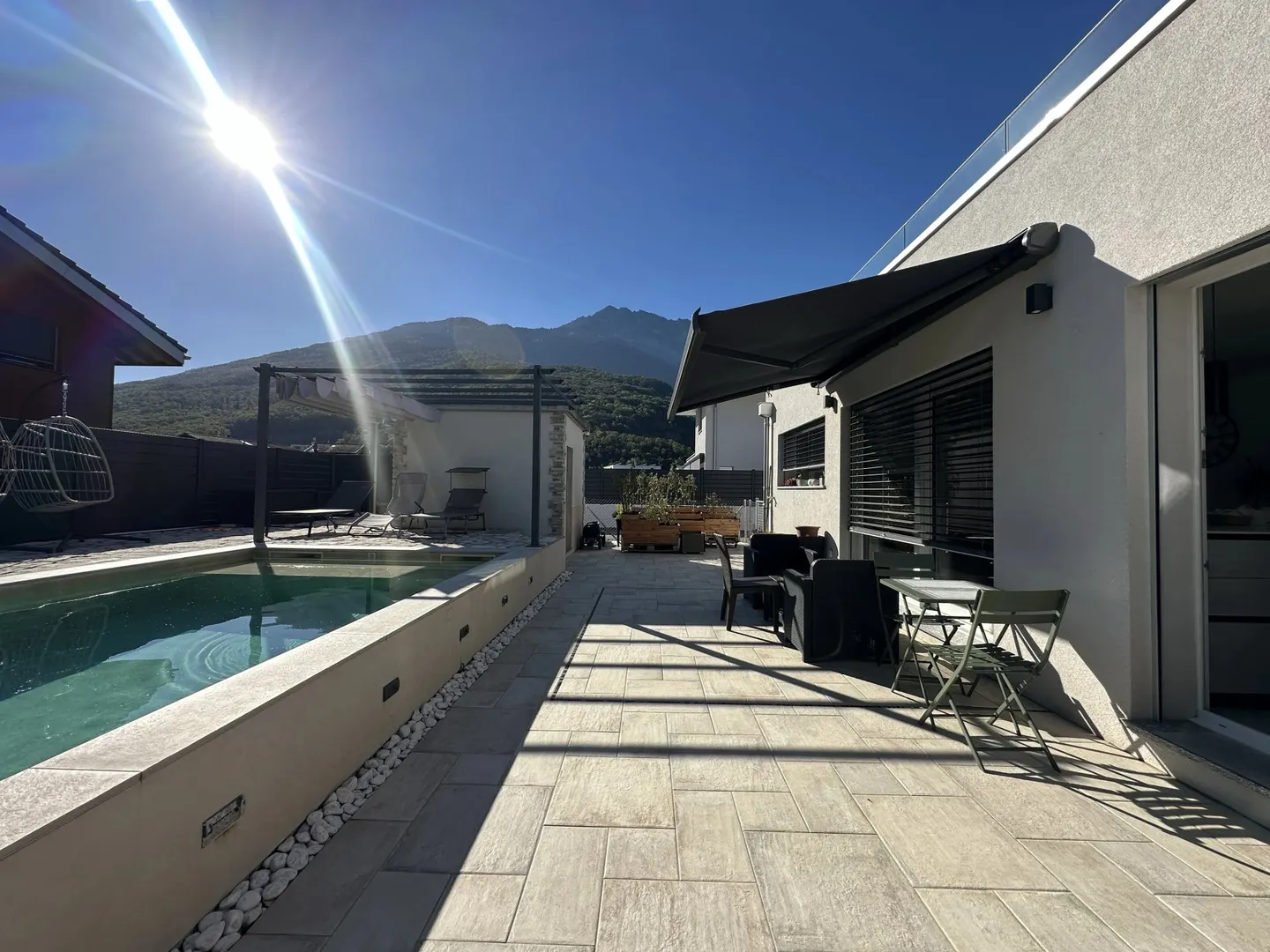Collombey – Appartement 3.5 pièces avec terrasse et piscine - Foto 8 di 8
