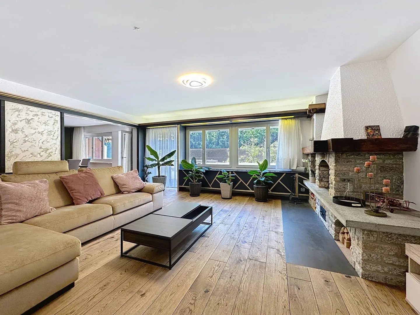 Renovated family apartment with quality features - Photo 1 of 9