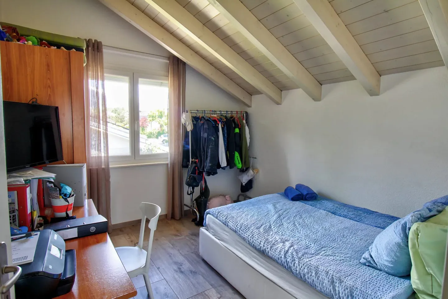 Sierre I Exceptional 6.5 Room Villa - Photo 10 of 13