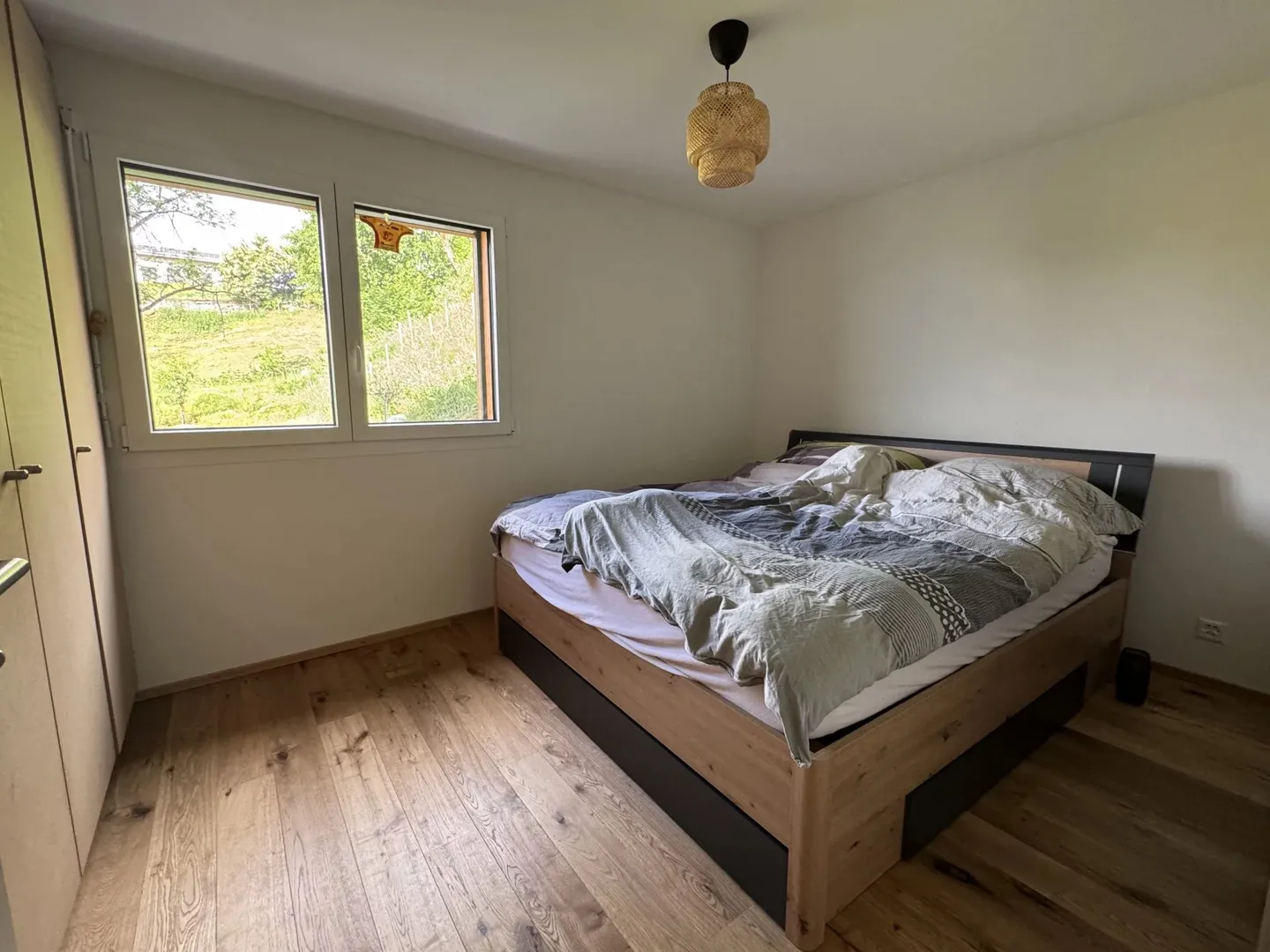 Ayent, helles 3,5-Zimmer-Apartment mit großen nach Süden ausgerichteten Außenbereichen - Foto 5 von 7