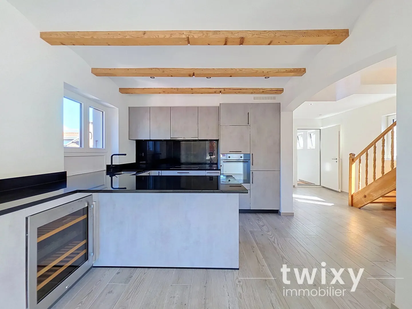 Duplex rénové à Chalais - Photo 4 sur 13