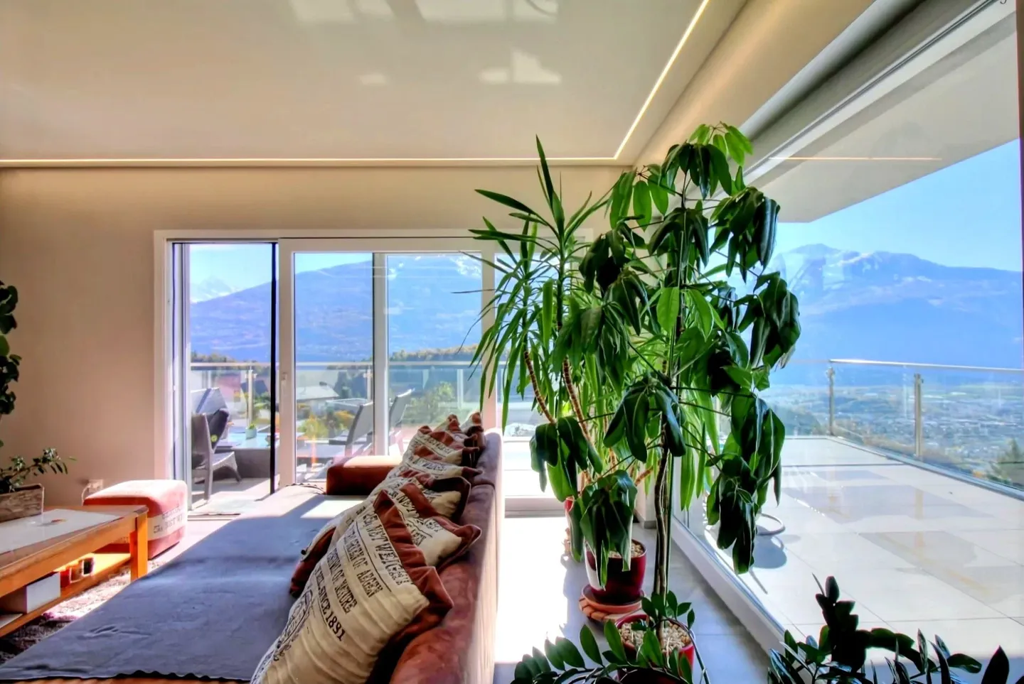 Magnificent 4.5-room penthouse - Photo 2 of 13