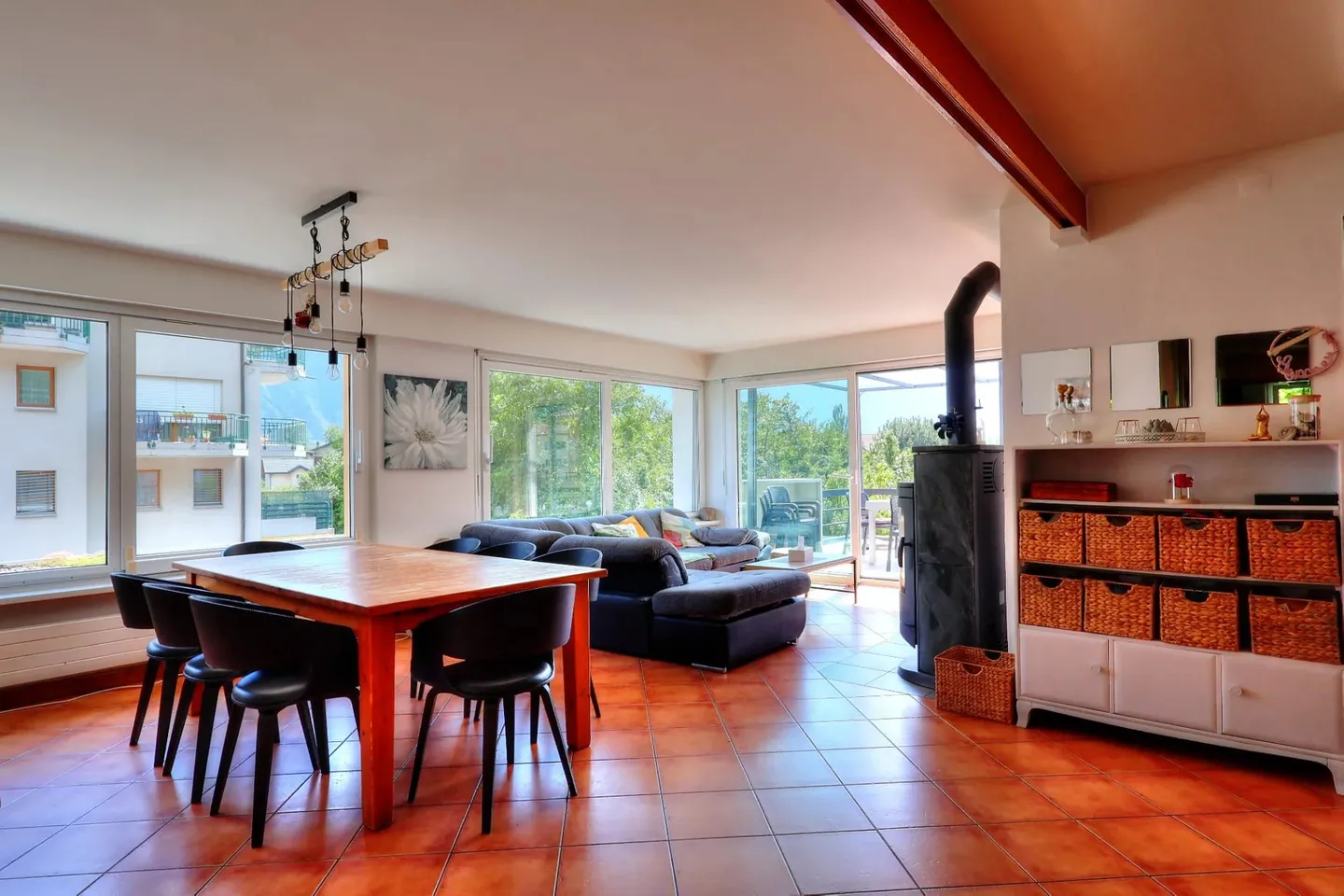 Potenziale notevole per questo affascinante appartamento di 5,5 locali - Foto 4 di 9