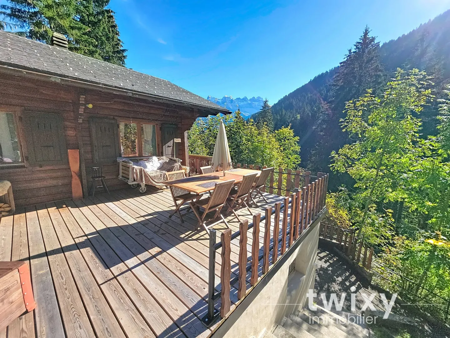 Morgins - Charming renovated chalet - Photo 1 of 11