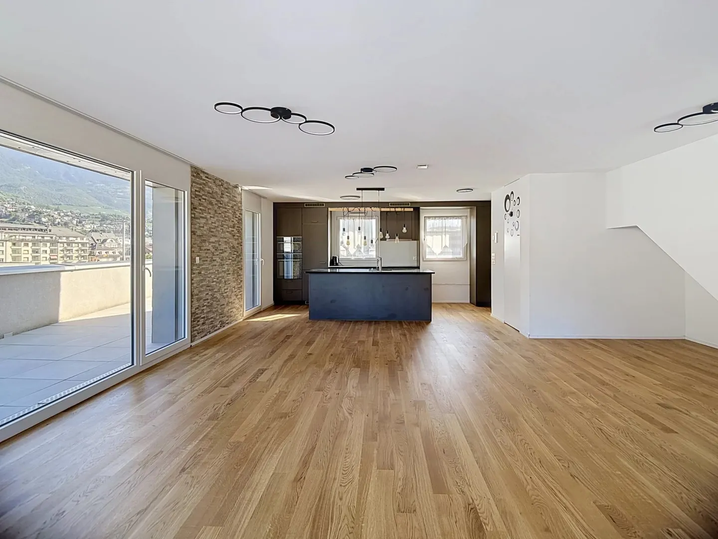 Sierre | Magnificent recent duplex attic of 4.5 rooms - Photo 8 of 13