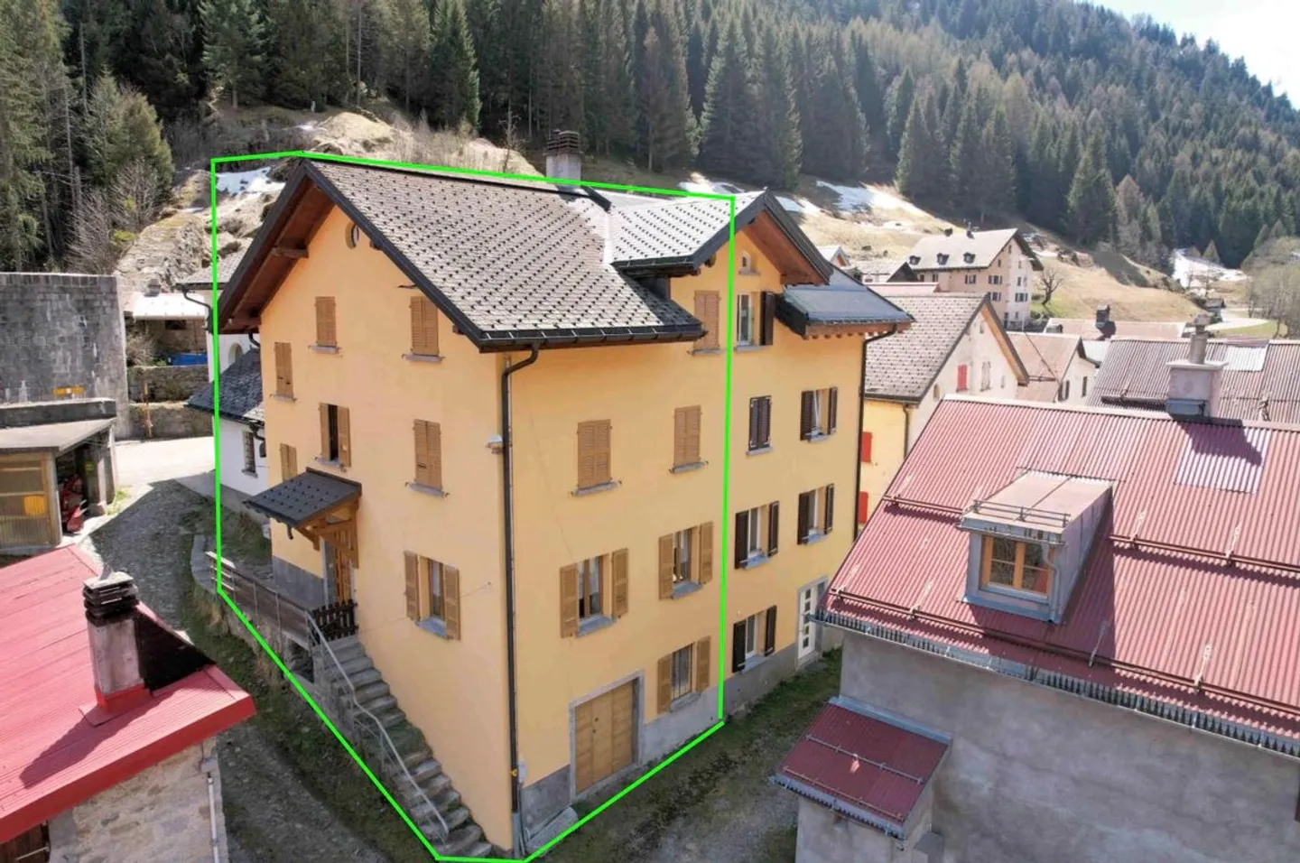 Charmantes Chalet in Alpenlandschaft - Foto 1 von 11