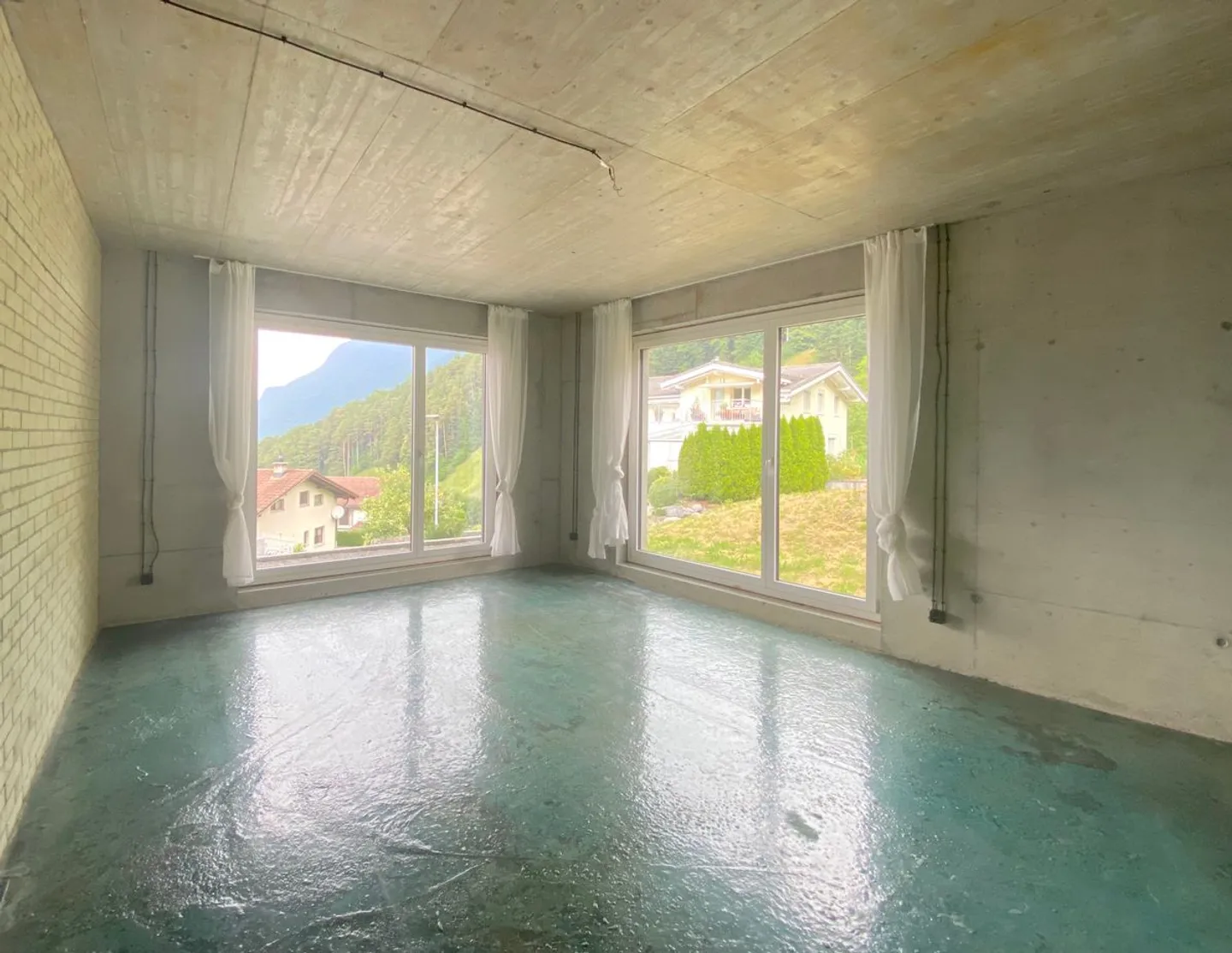 Designer House with Lake View and Alpine Panorama - Photo 9 of 11