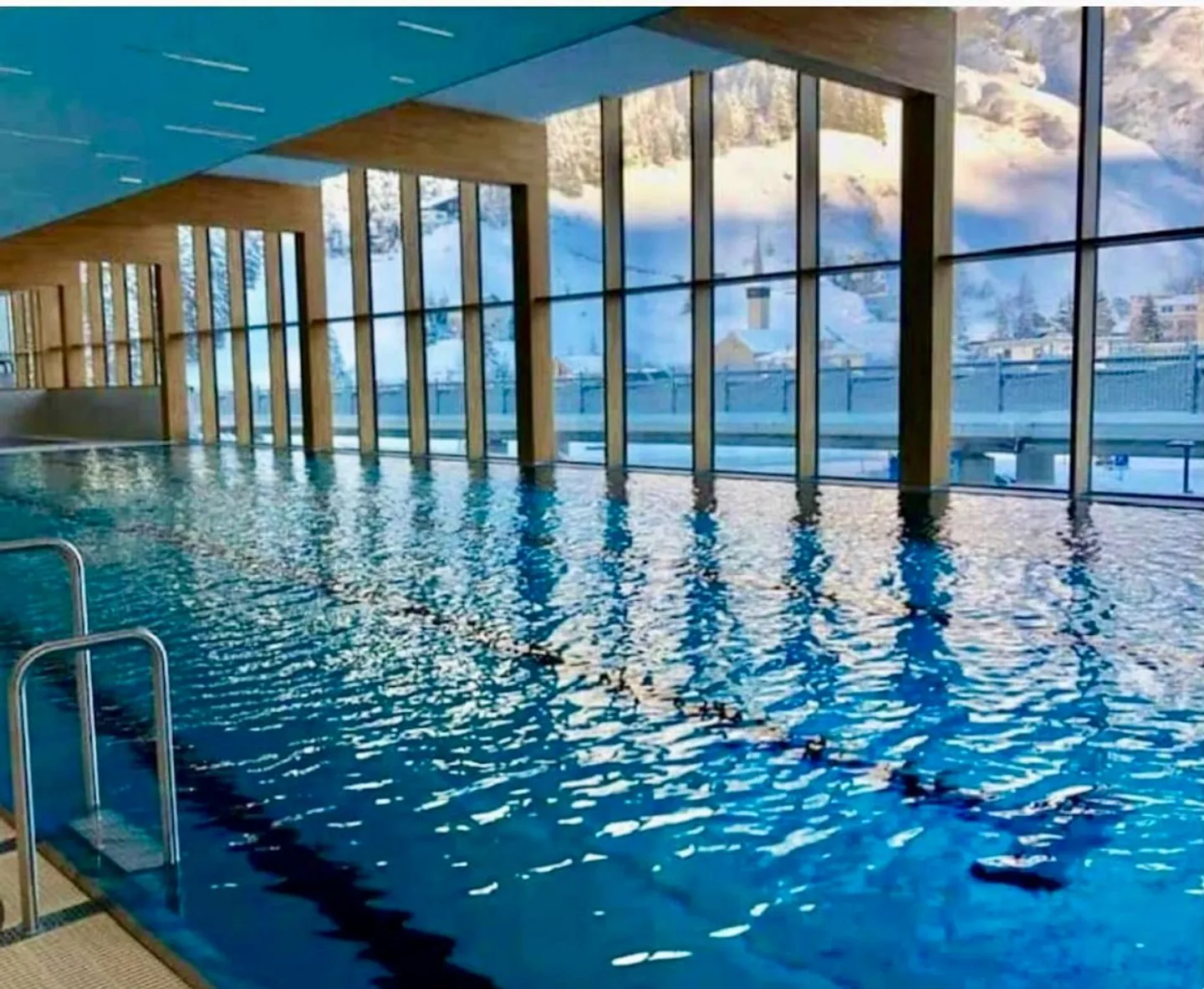 Appartamento familiare spazioso con servizio alberghiero e vista sulle montagne - Foto 10 di 12