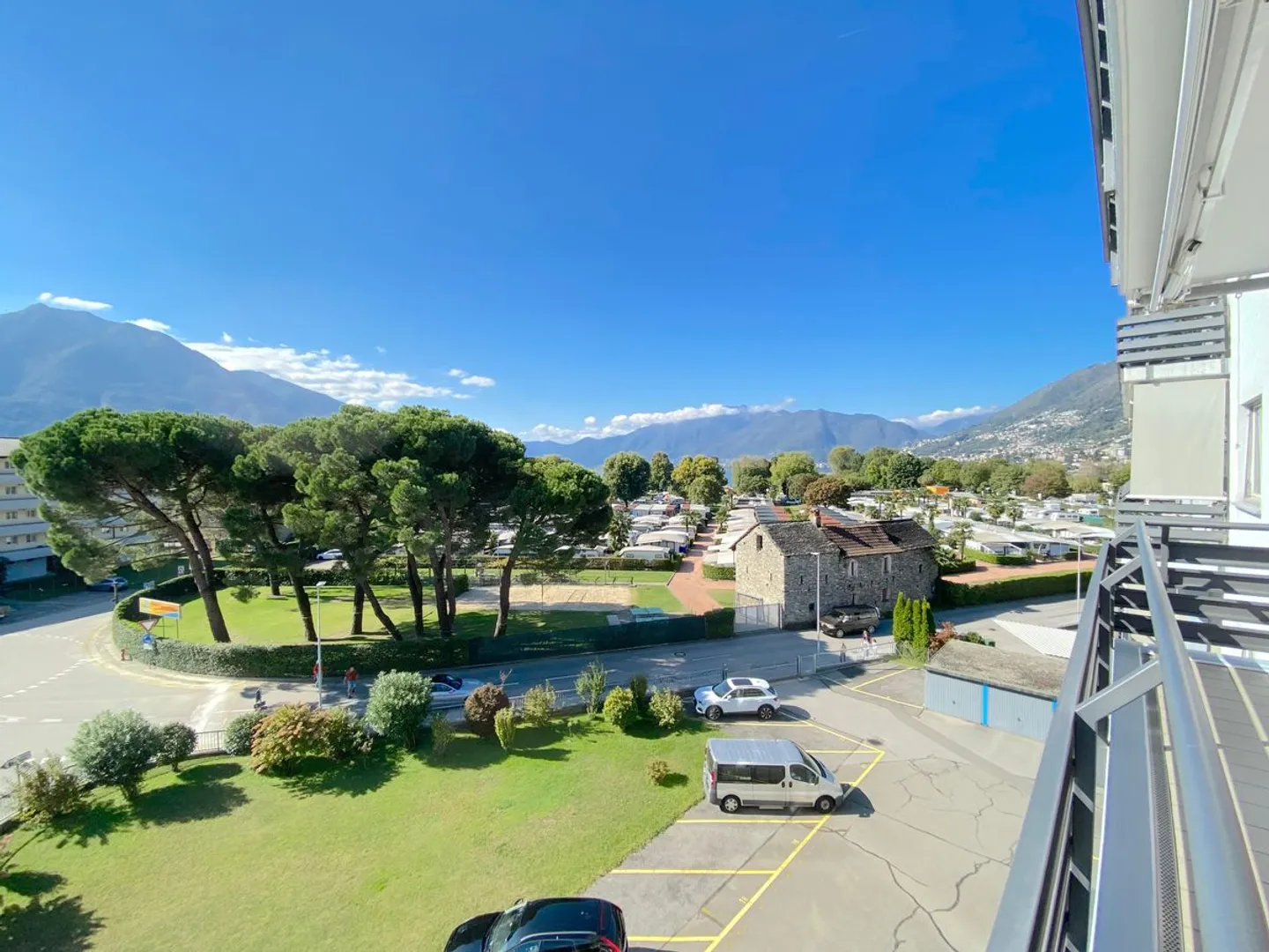 Splendido appartamento 4.5 locali vicinanze lungolago - Foto 1 di 9