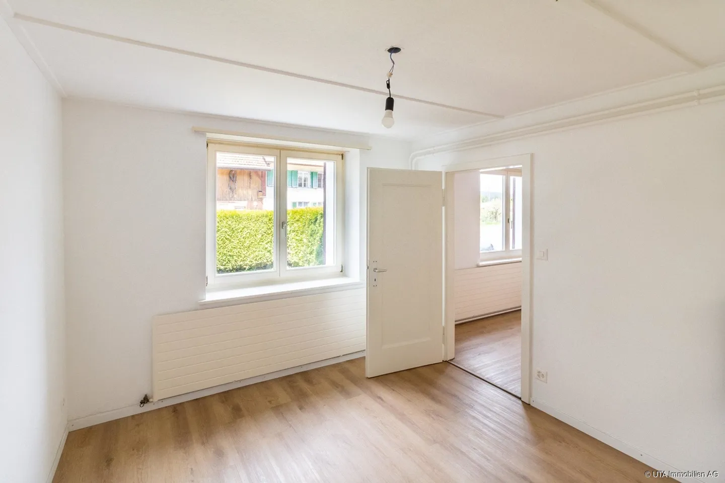 Casa bifamiliare vicino al confine con la Germania - Foto 4 di 11