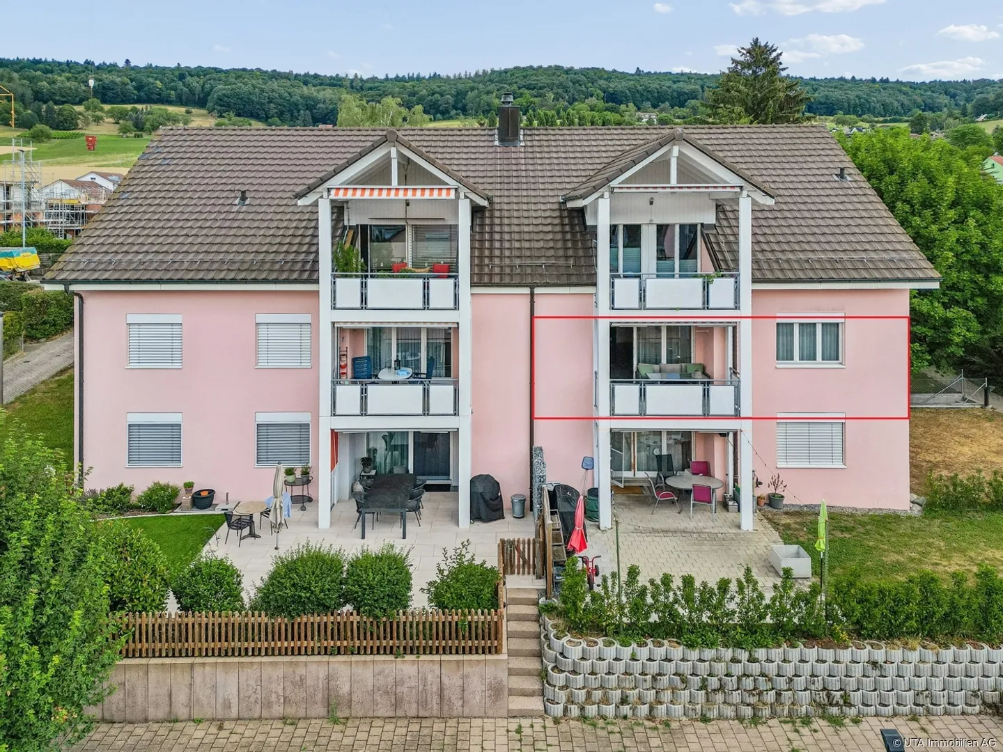 Well-maintained 3-room apartment in a quiet location - Photo 1 of 13