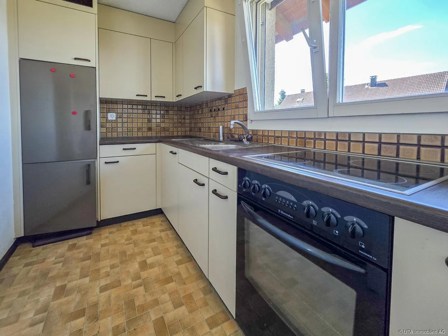Ihr sonniges Zuhause - zwei Balkone + viel Raum für eigene Ideen - Foto 6 von 13