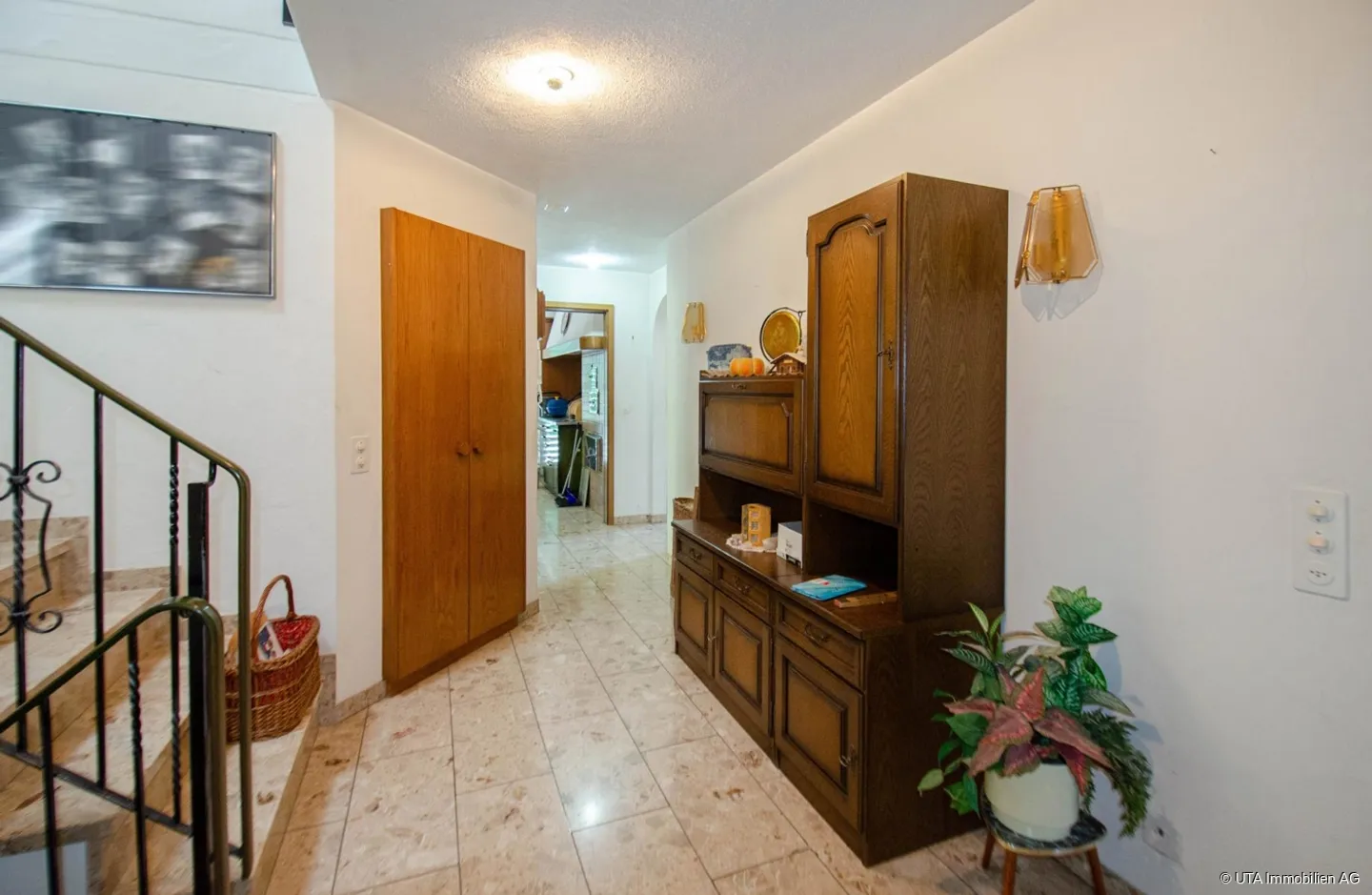 Bella casa unifamiliare di 7,5 stanze con terreno edificabile aggiuntivo - Foto 5 di 13