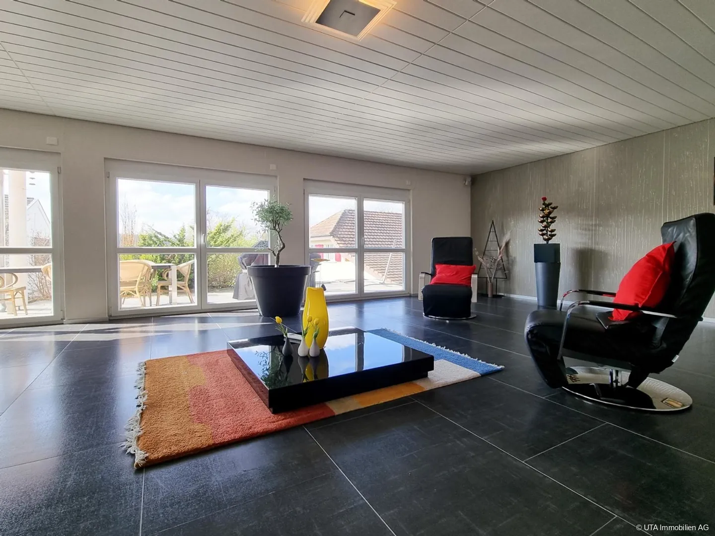 Propriété luxueuse avec de nombreux extras et une vue imprenable - Photo 4 sur 13