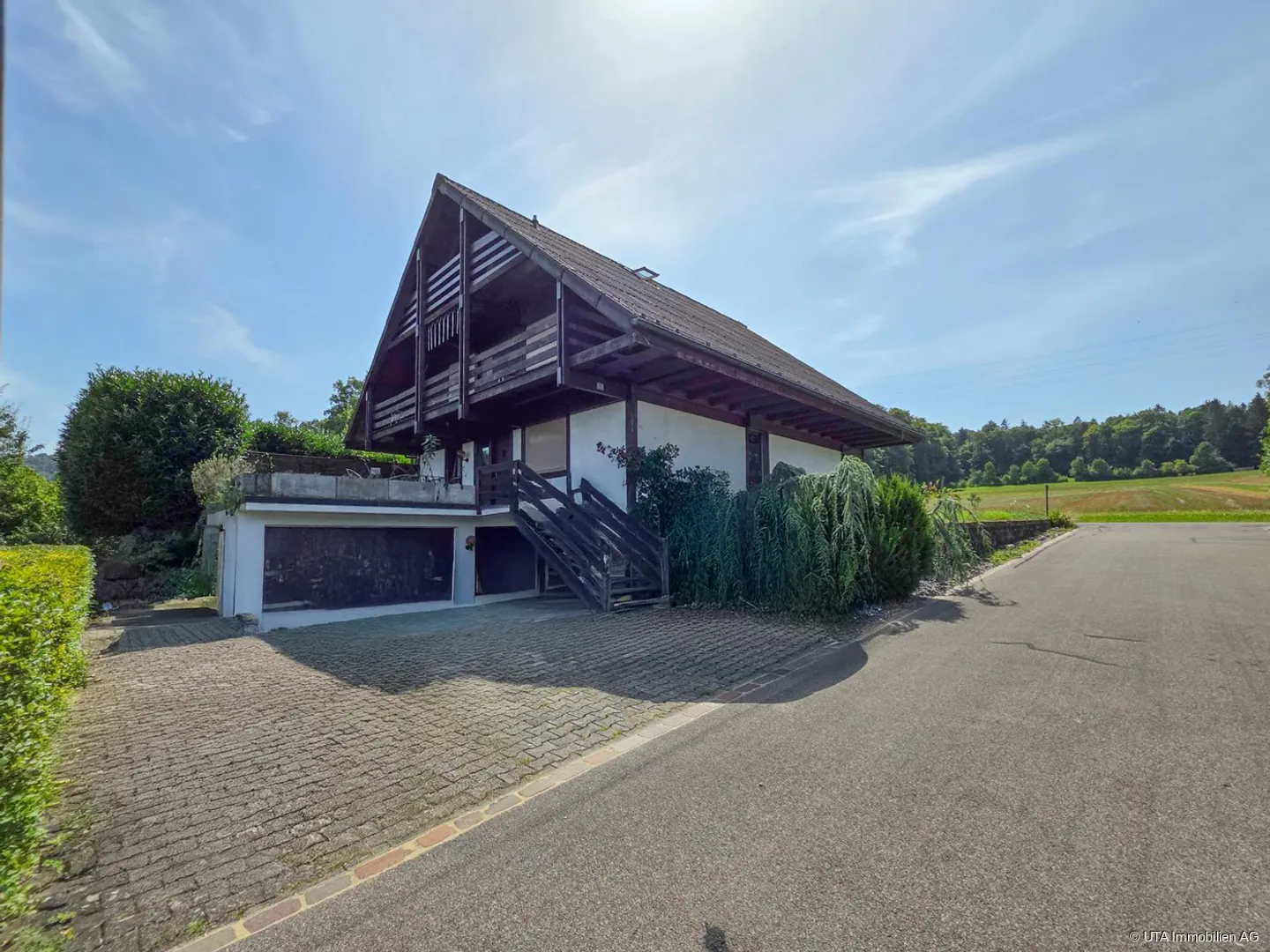 Spacious Single-Family Home - Scenic Views, Close to Forest & Garden Paradise - Photo 1 of 13