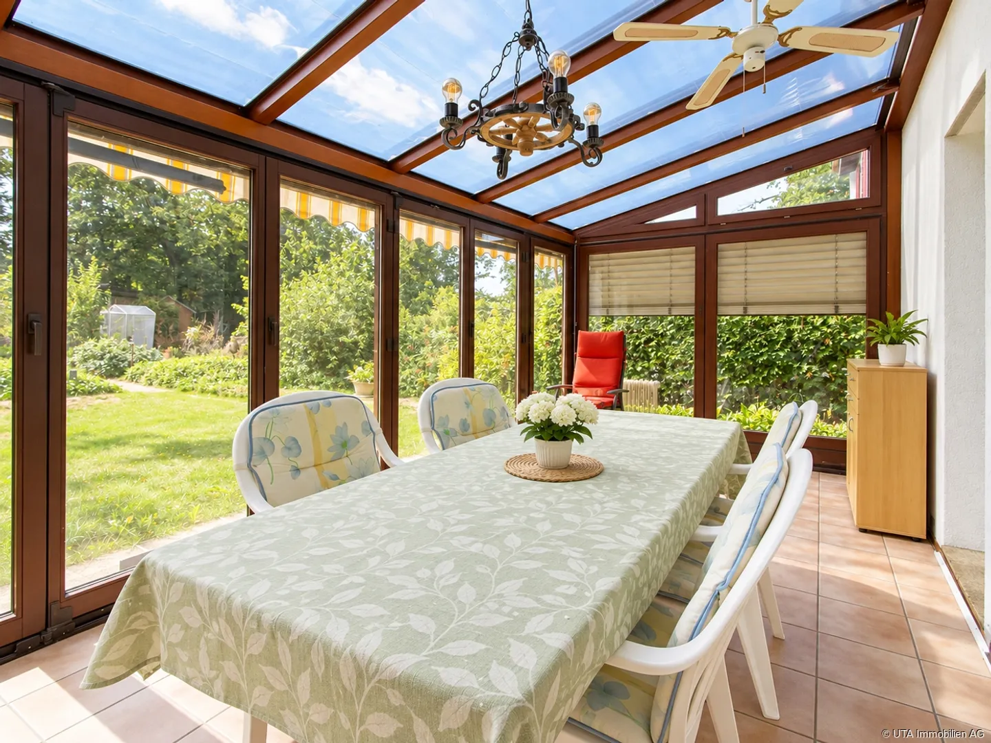 Single-family house with plenty of outdoor space, forest share, and potential for expansion - Photo 5 of 13