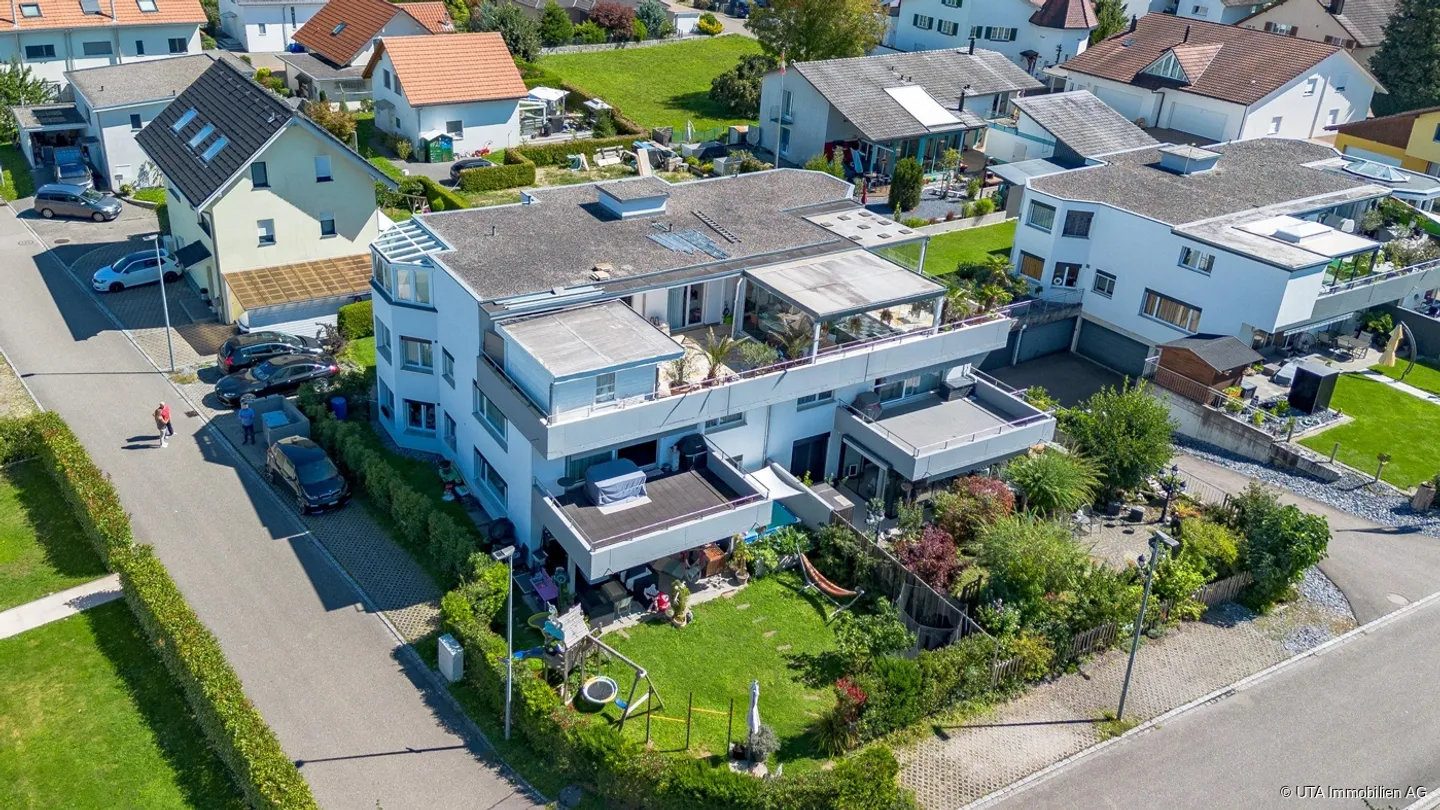 Appartamento 4 locali ben curato con grande balcone, in una posizione estremamente centrale - Foto 11 di 11