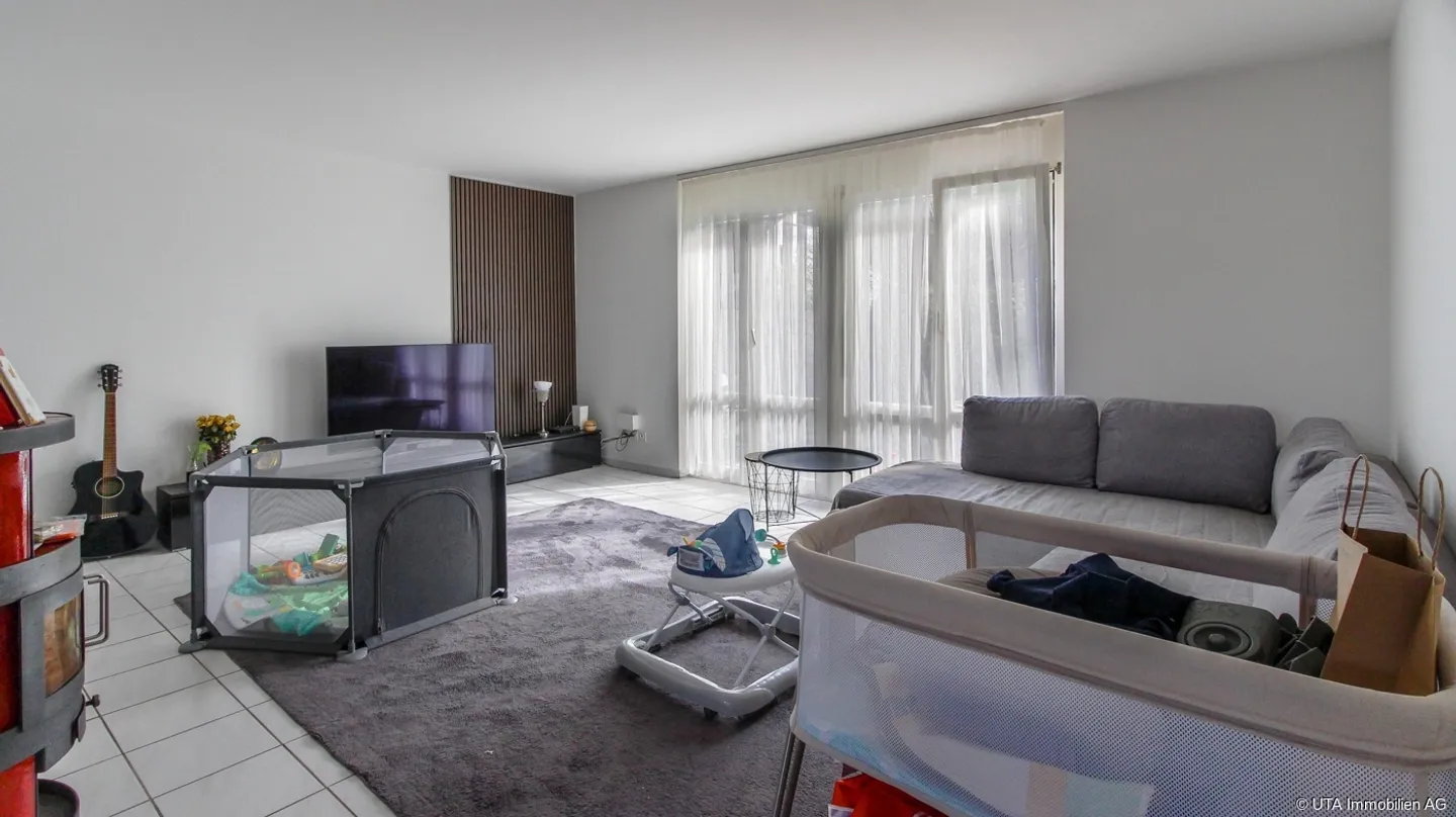 Maison de ville avec beaucoup d'espace dans un emplacement résidentiel central - Photo 3 sur 13