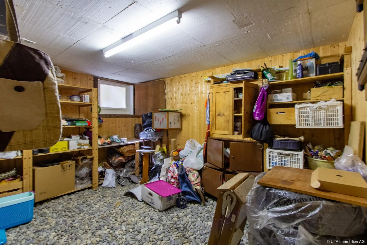 Single-family house with plenty of outdoor space, forest share, and potential for expansion - Photo 11 of 13