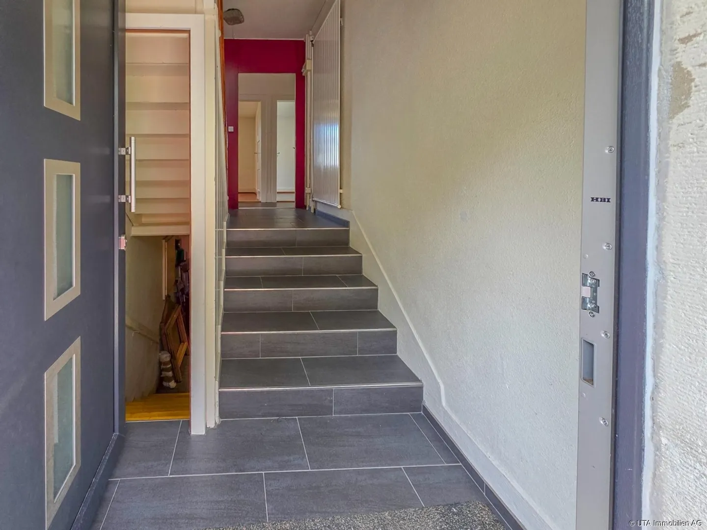 Invest and develop in a sought-after location - Photo 3 of 12