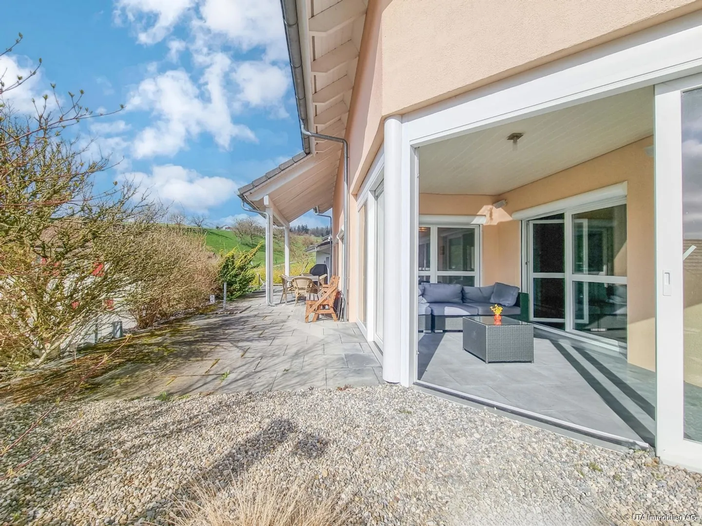 Propriété luxueuse avec de nombreux extras et une vue imprenable - Photo 11 sur 13