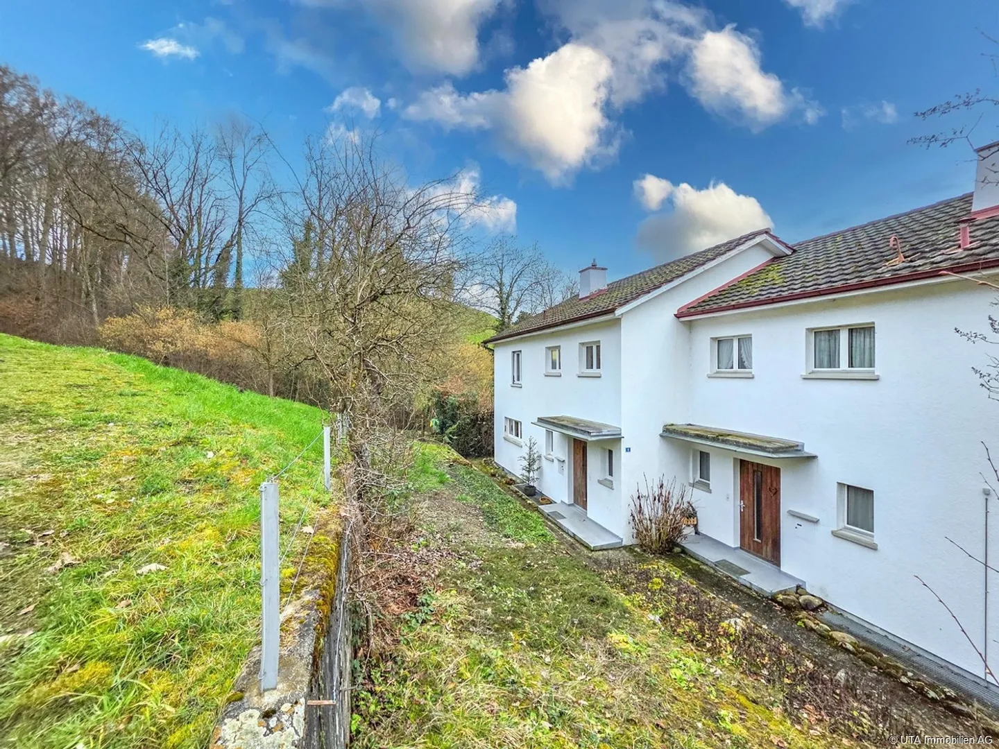 Emplacement en pente avec beaucoup d'espace, nature et vue imprenable - Photo 1 sur 12