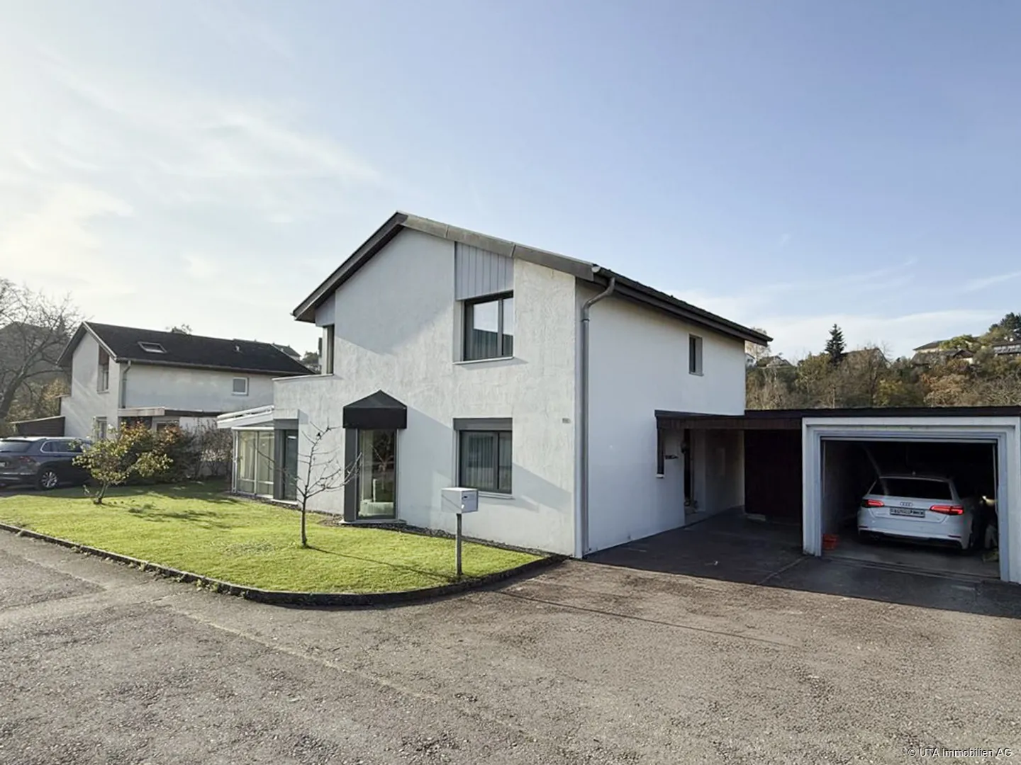 Casa unifamiliare indipendente vicino alla zona agricola e Reussbädli - Foto 3 di 11