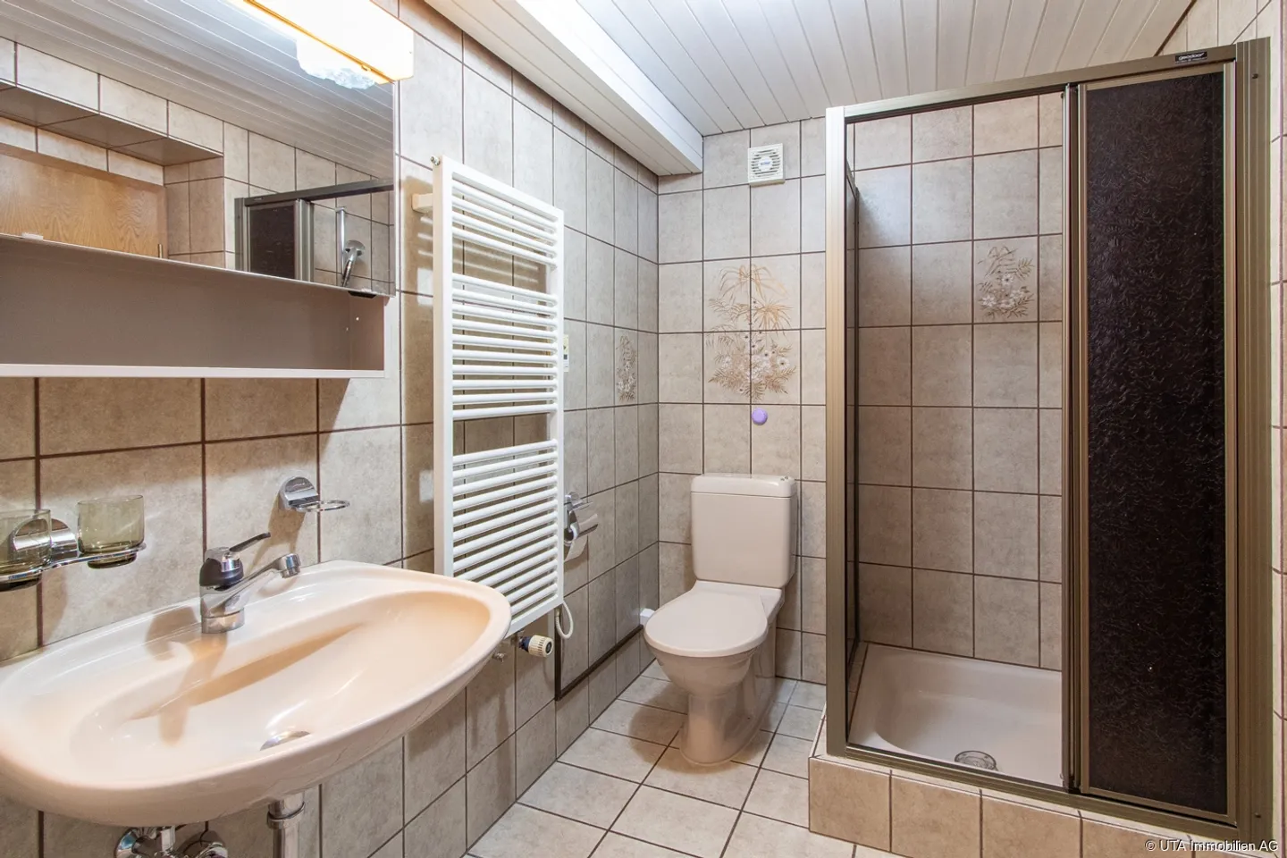 Two-family house with charm and versatile uses - Photo 7 of 13