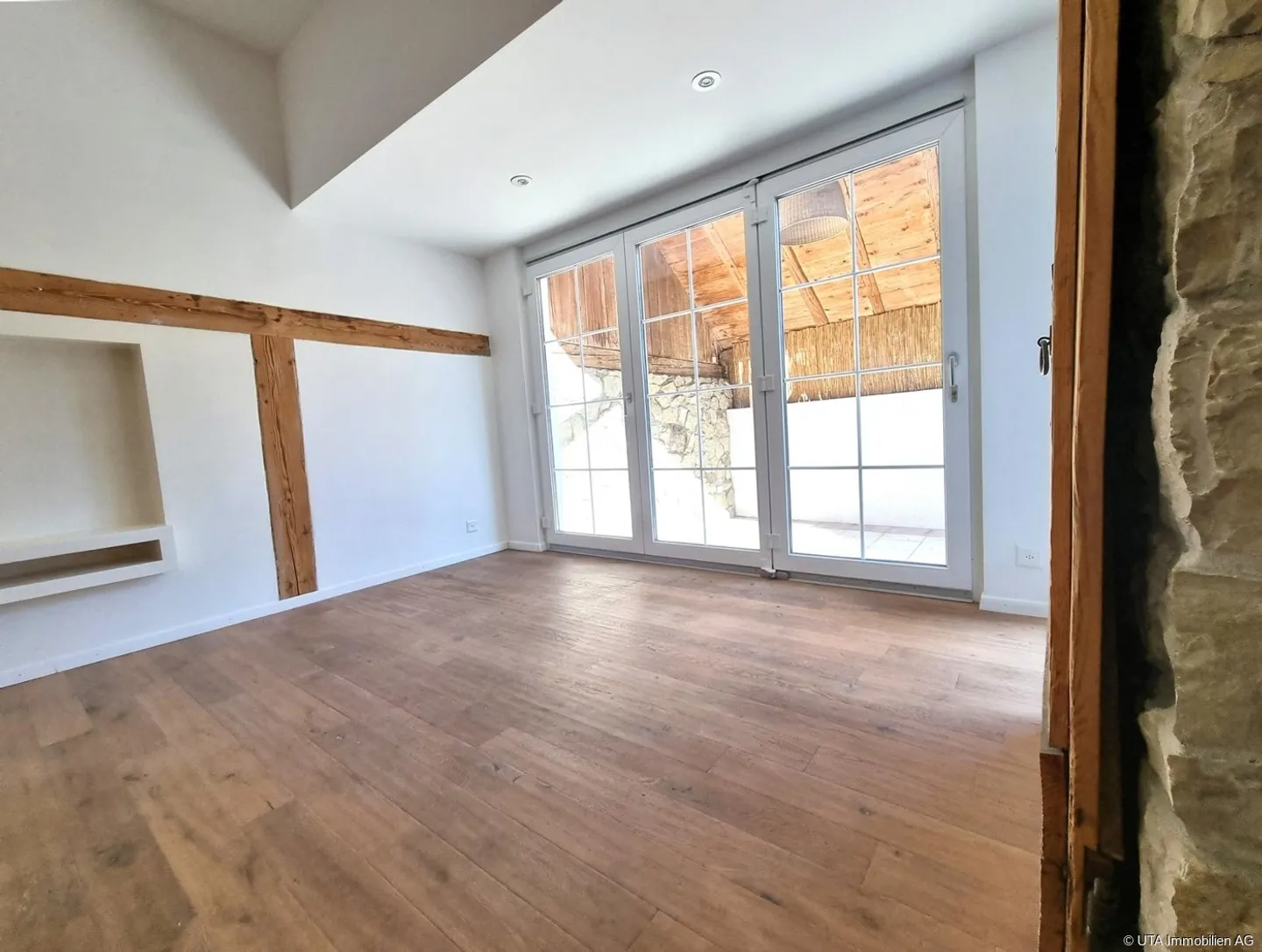 Merveille d'espace avec extension historique, beaucoup de charme et jardin - Photo 4 sur 13